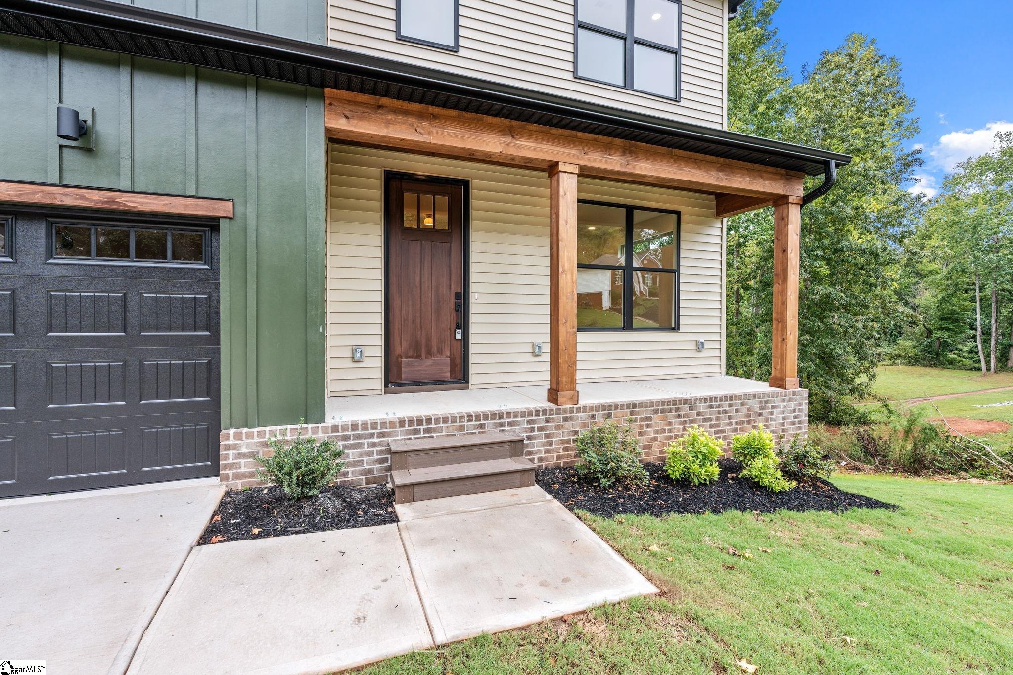 148 Fox Run Circle Property Photo 3