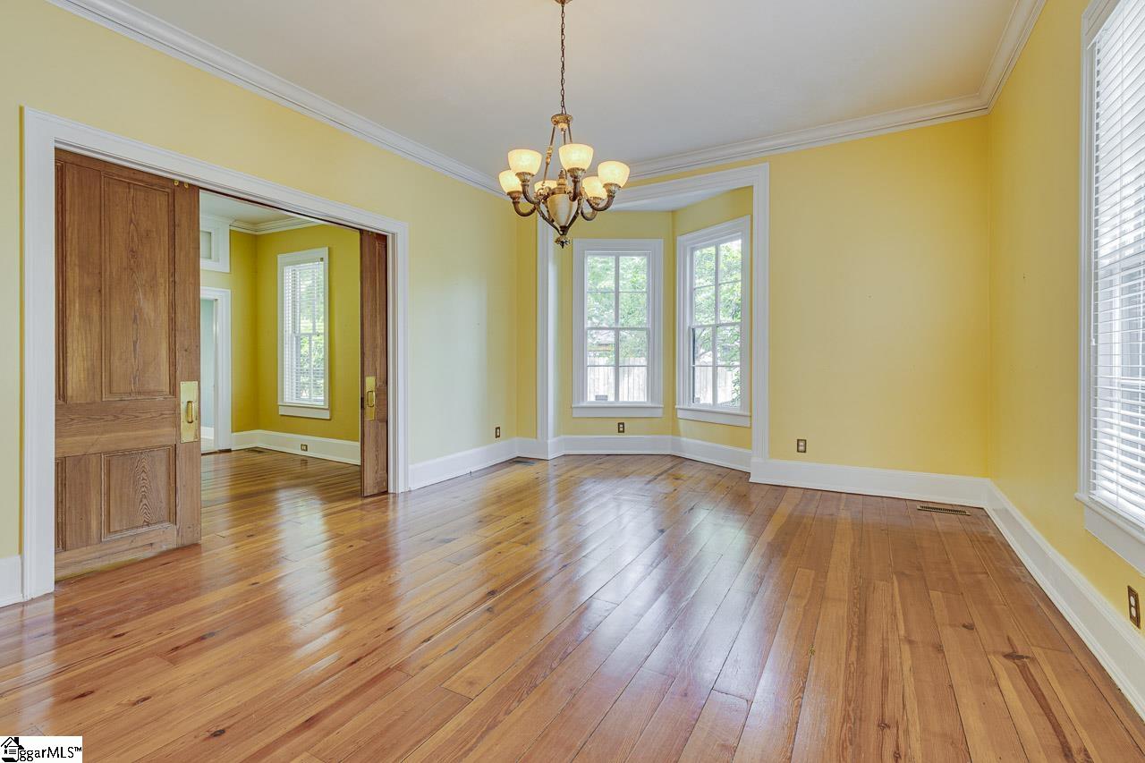 522 Cleveland Street Property Photo 6