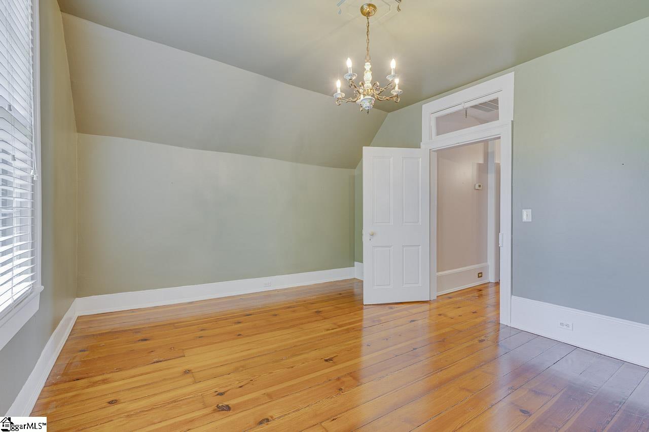 522 Cleveland Street Property Photo 41