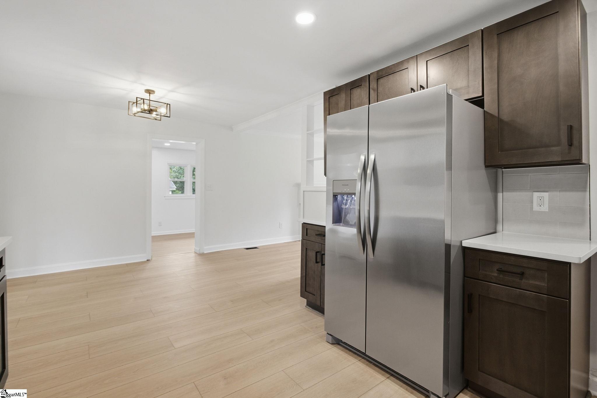 211 Elaine Avenue Property Photo 15