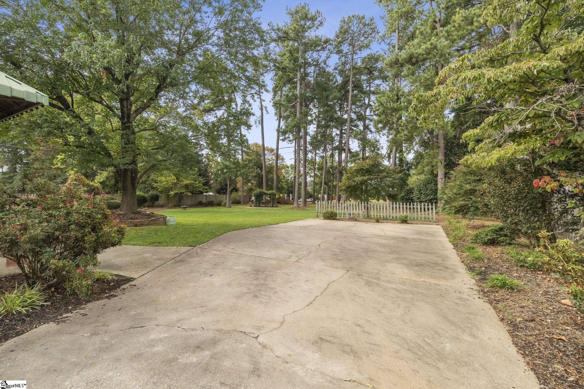 103 Mimosa Drive Property Photo 39