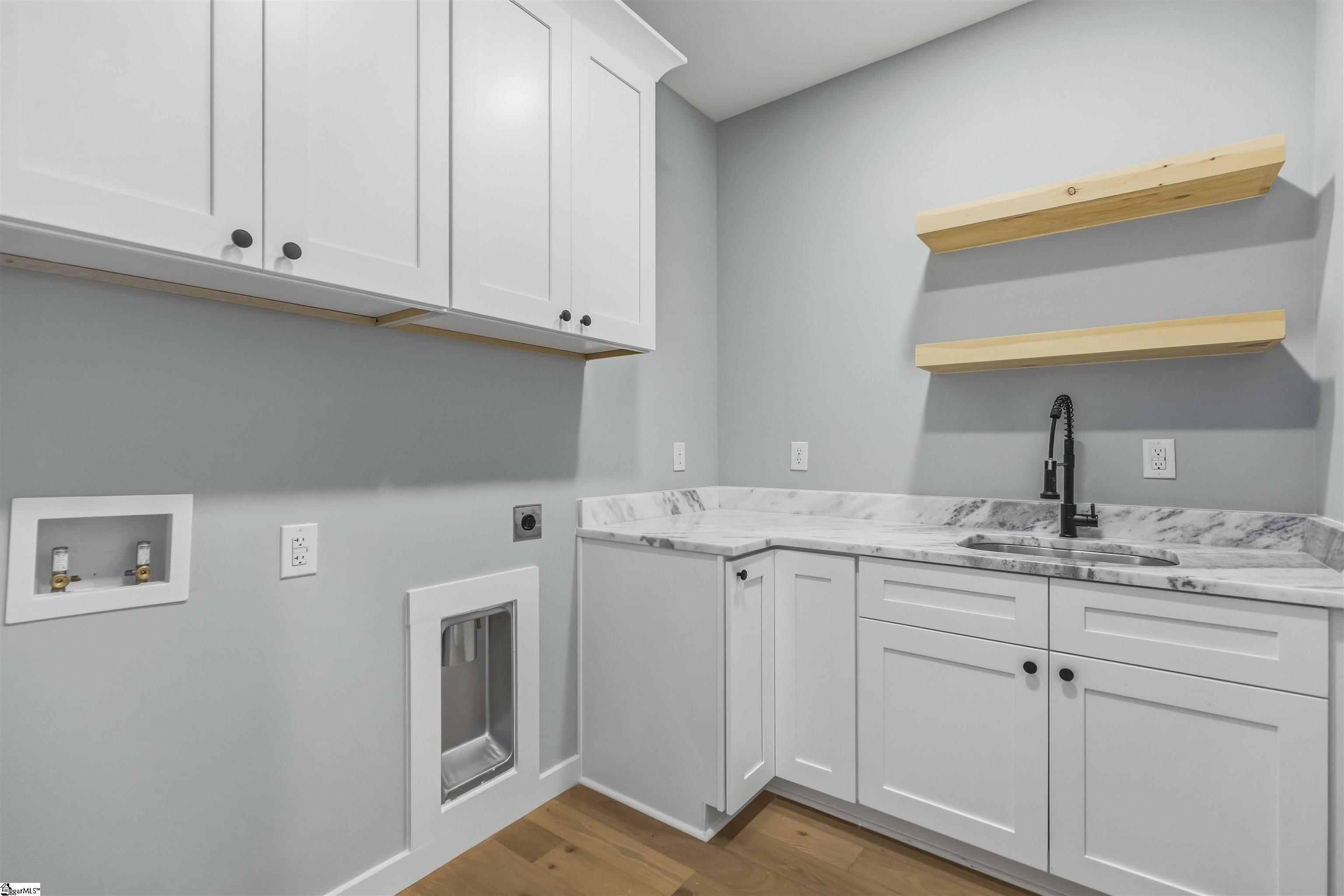728 Rutherford Road Property Photo 12