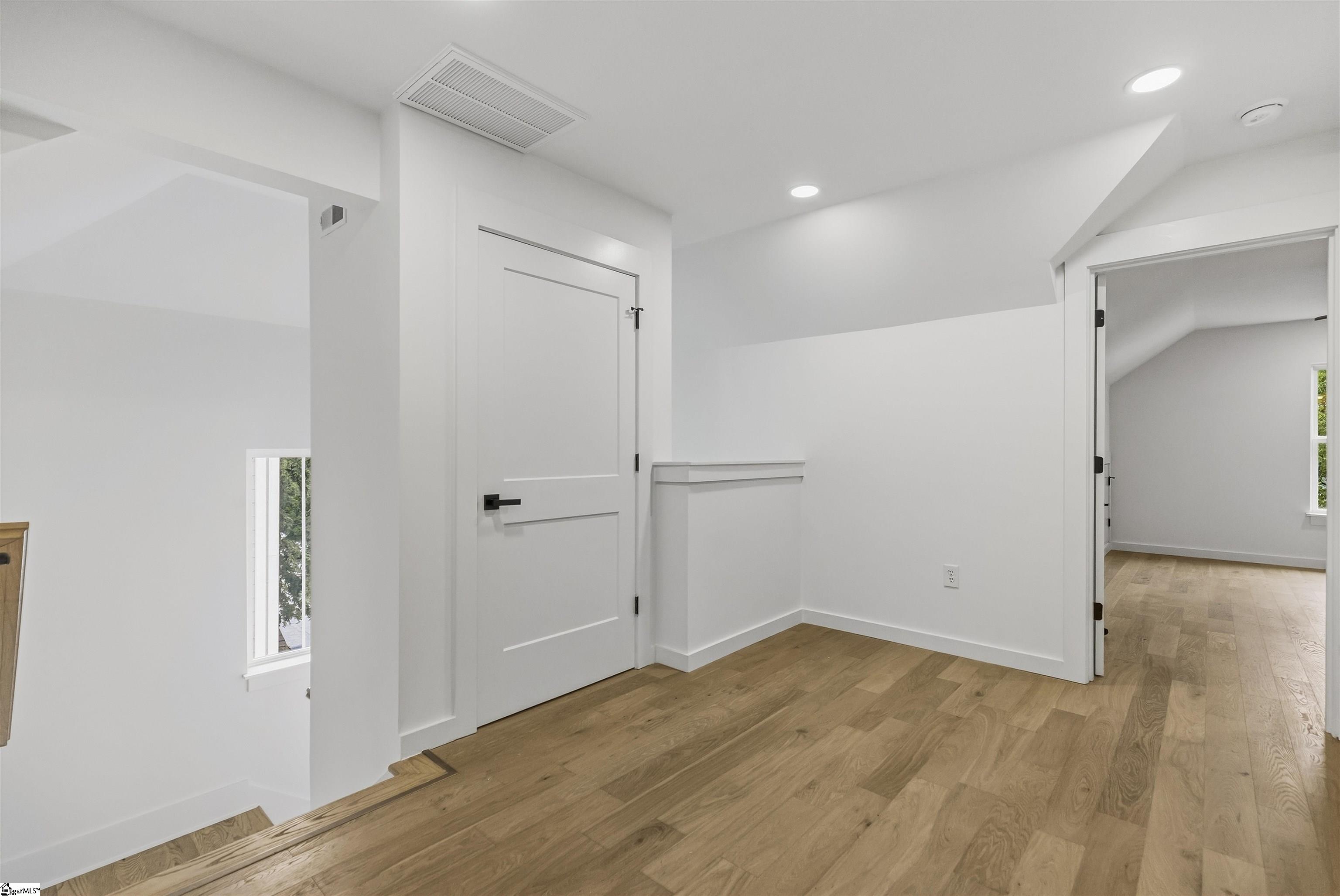 728 Rutherford Road Property Photo 20