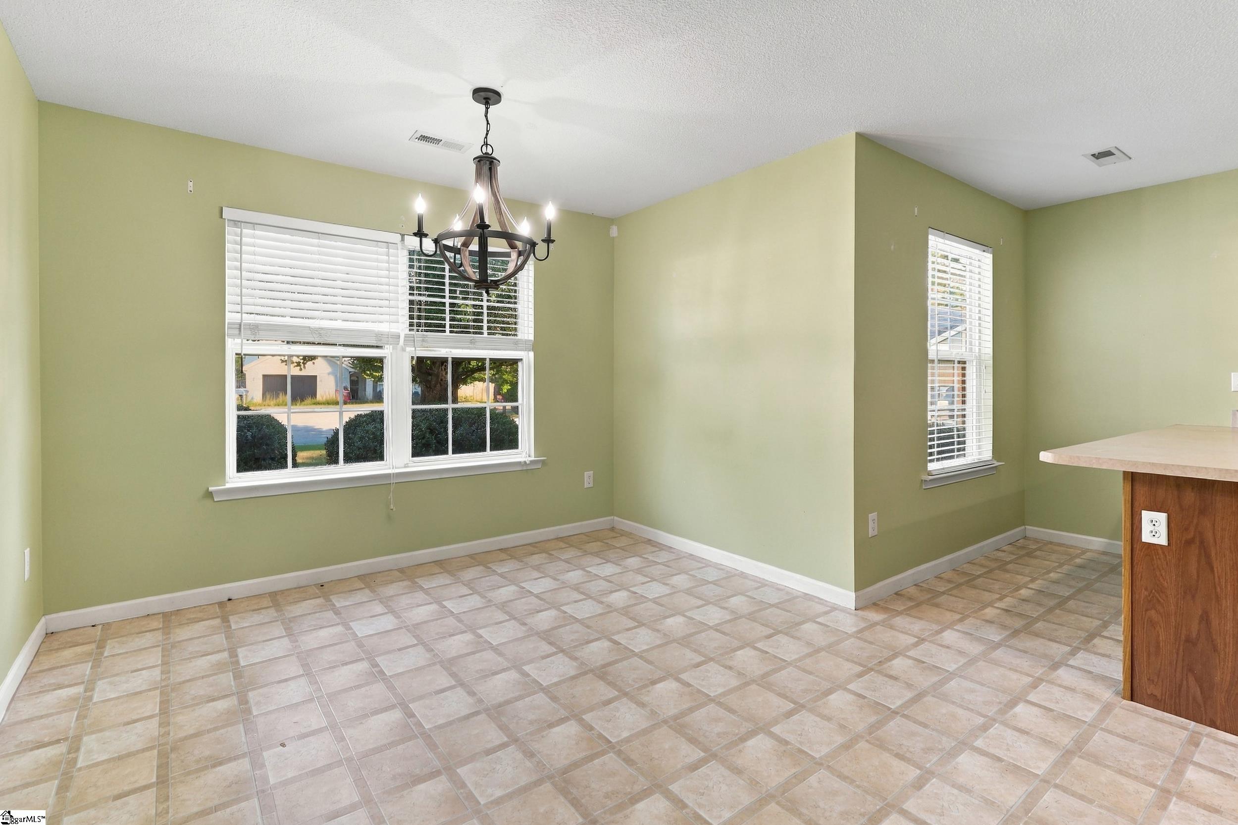 106 Landing Lane Property Photo 4