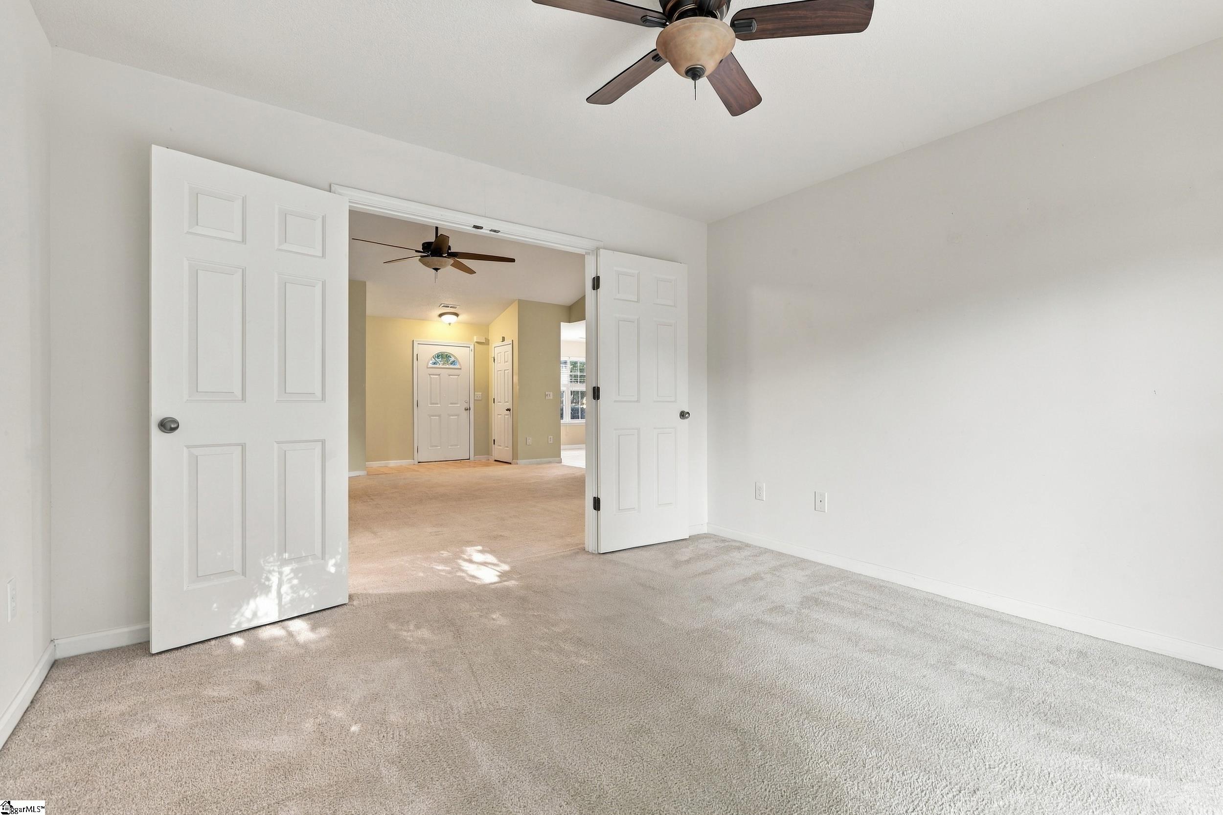 106 Landing Lane Property Photo 8