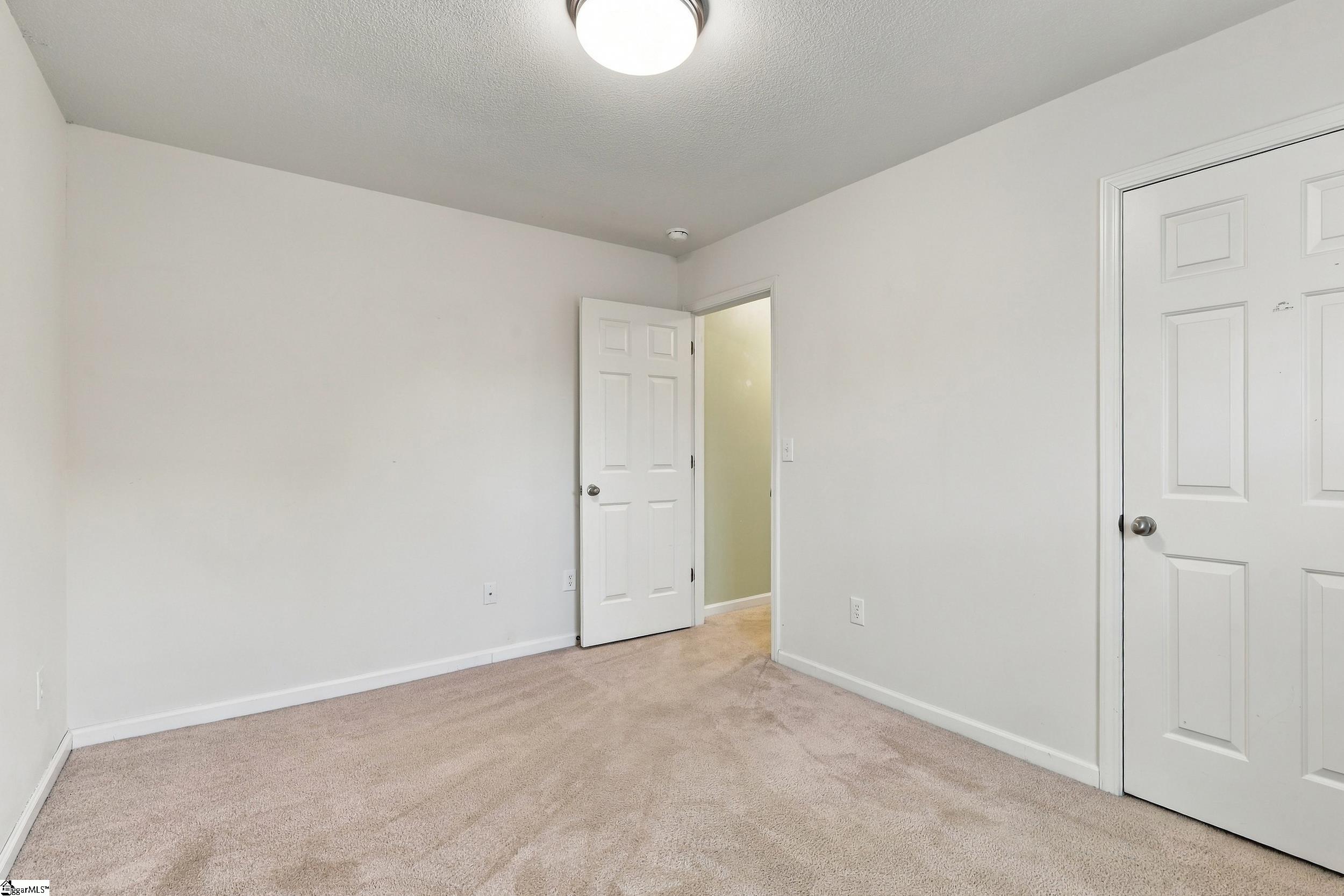 106 Landing Lane Property Photo 14