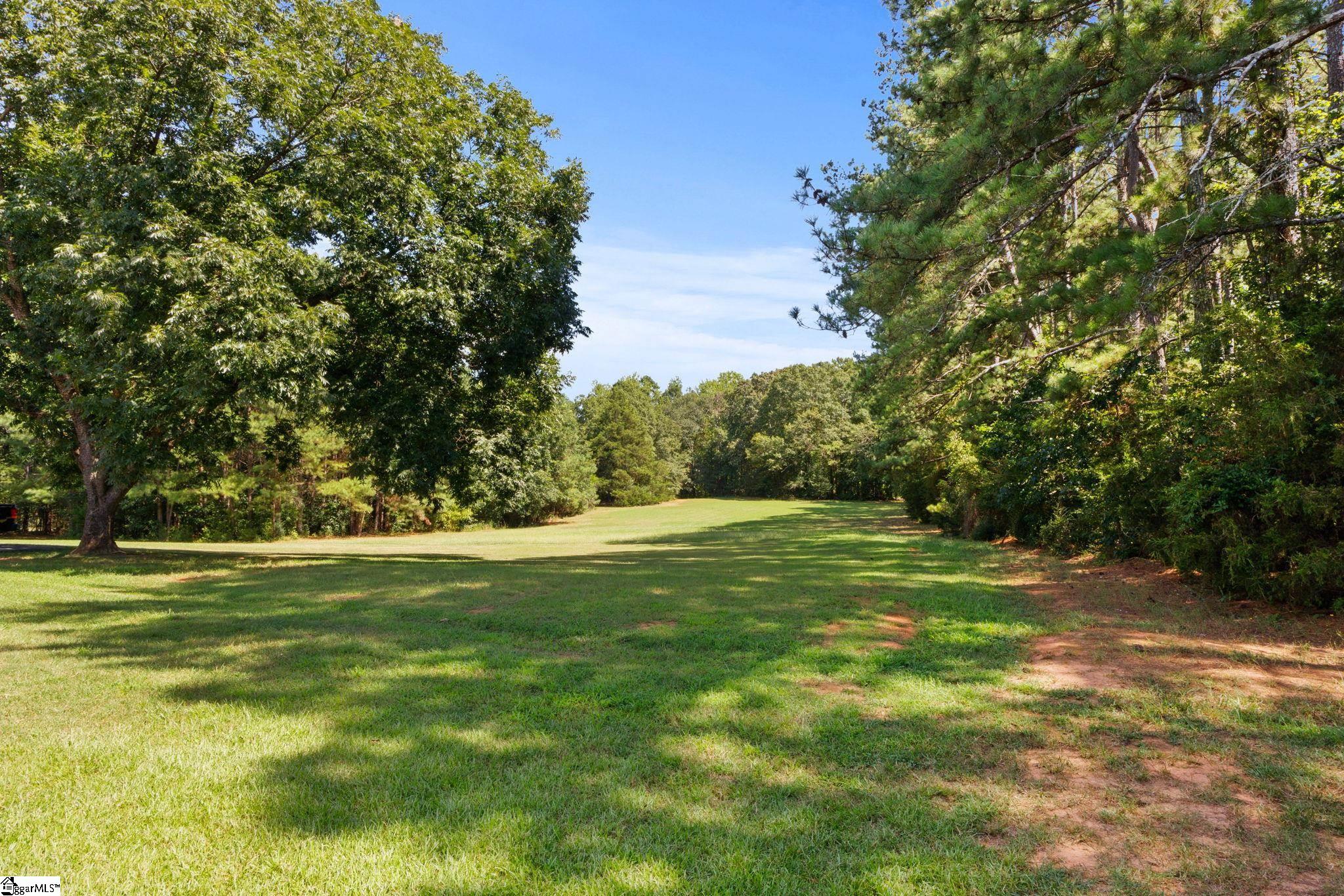1929 Fairview Road Property Photo 3