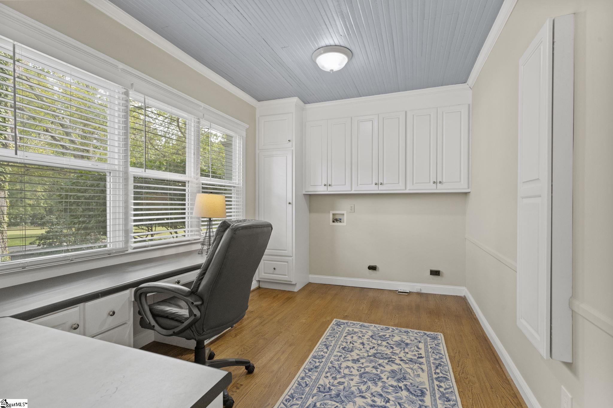 1929 Fairview Road Property Photo 24