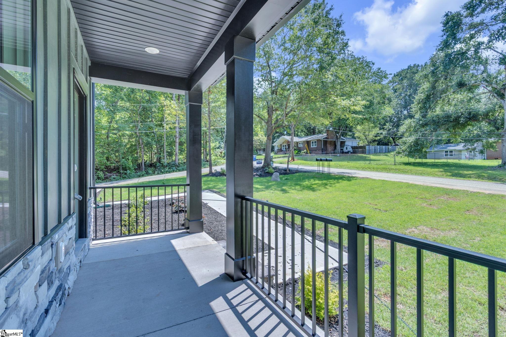 2 Henderson Drive Property Photo 8