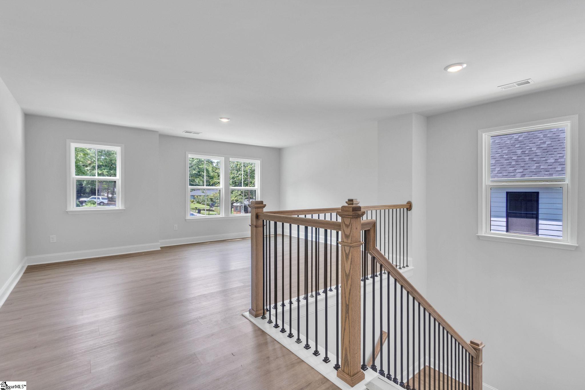 2 Henderson Drive Property Photo 22