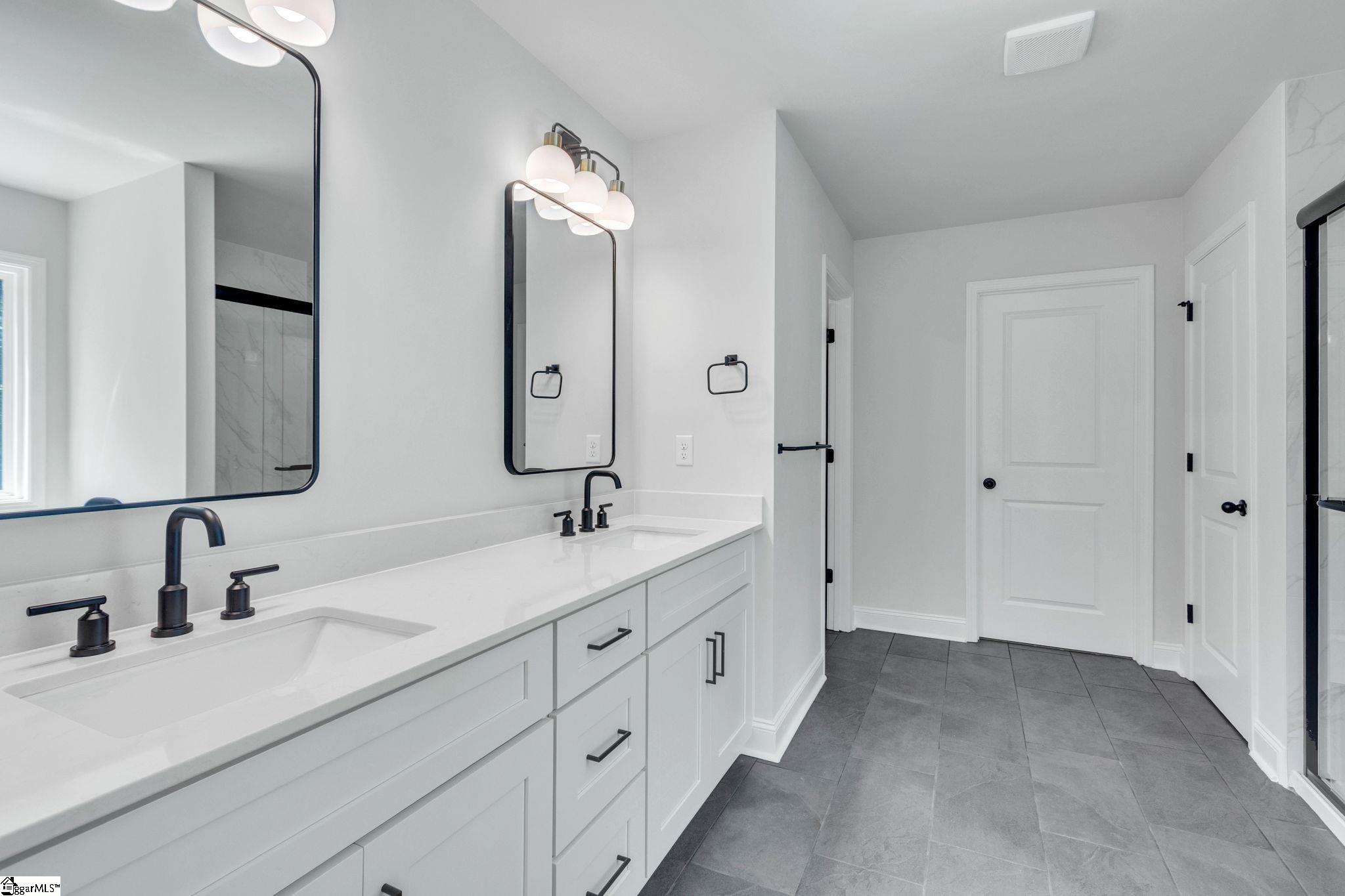 2 Henderson Drive Property Photo 30