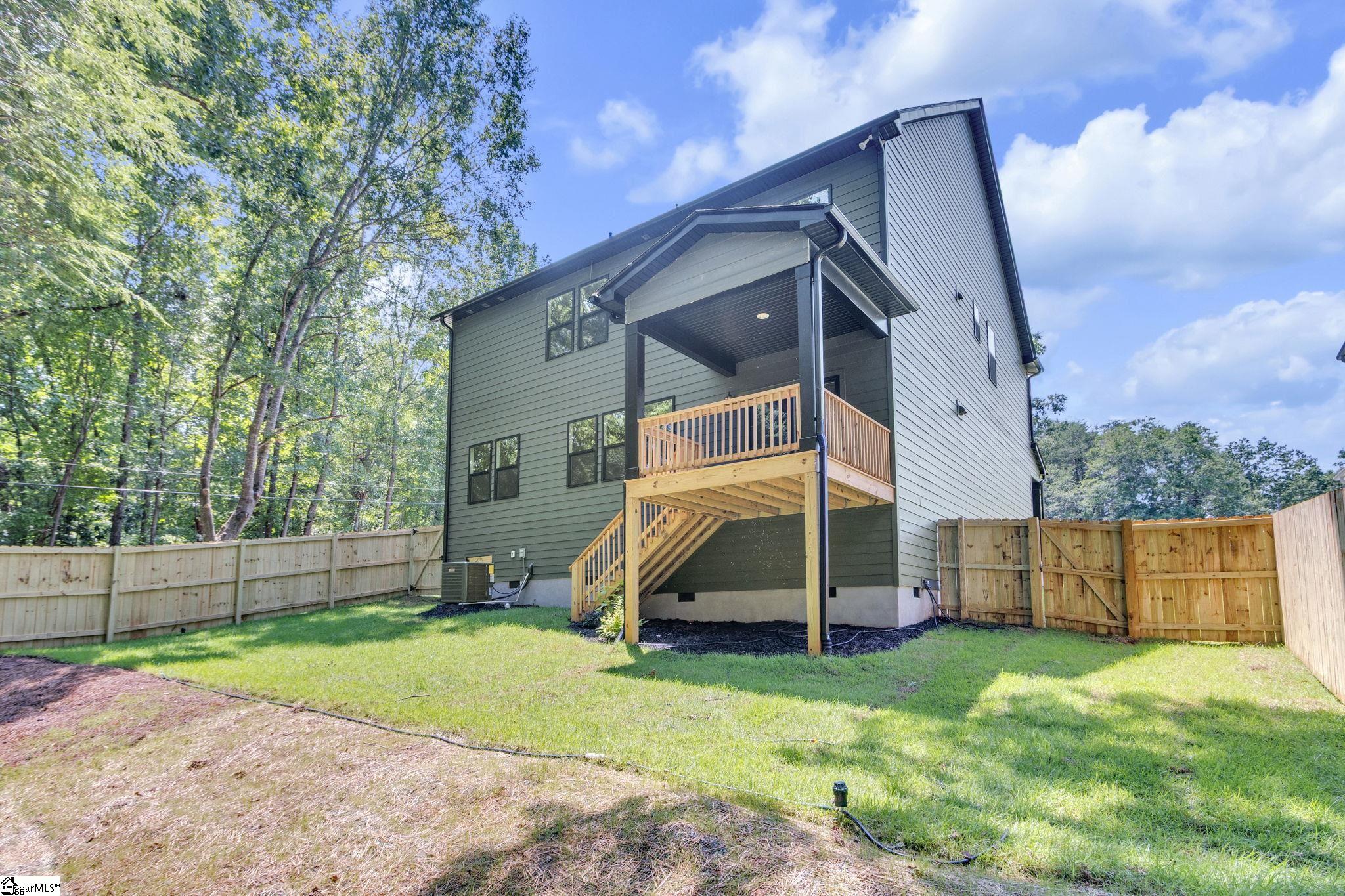 2 Henderson Drive Property Photo 39
