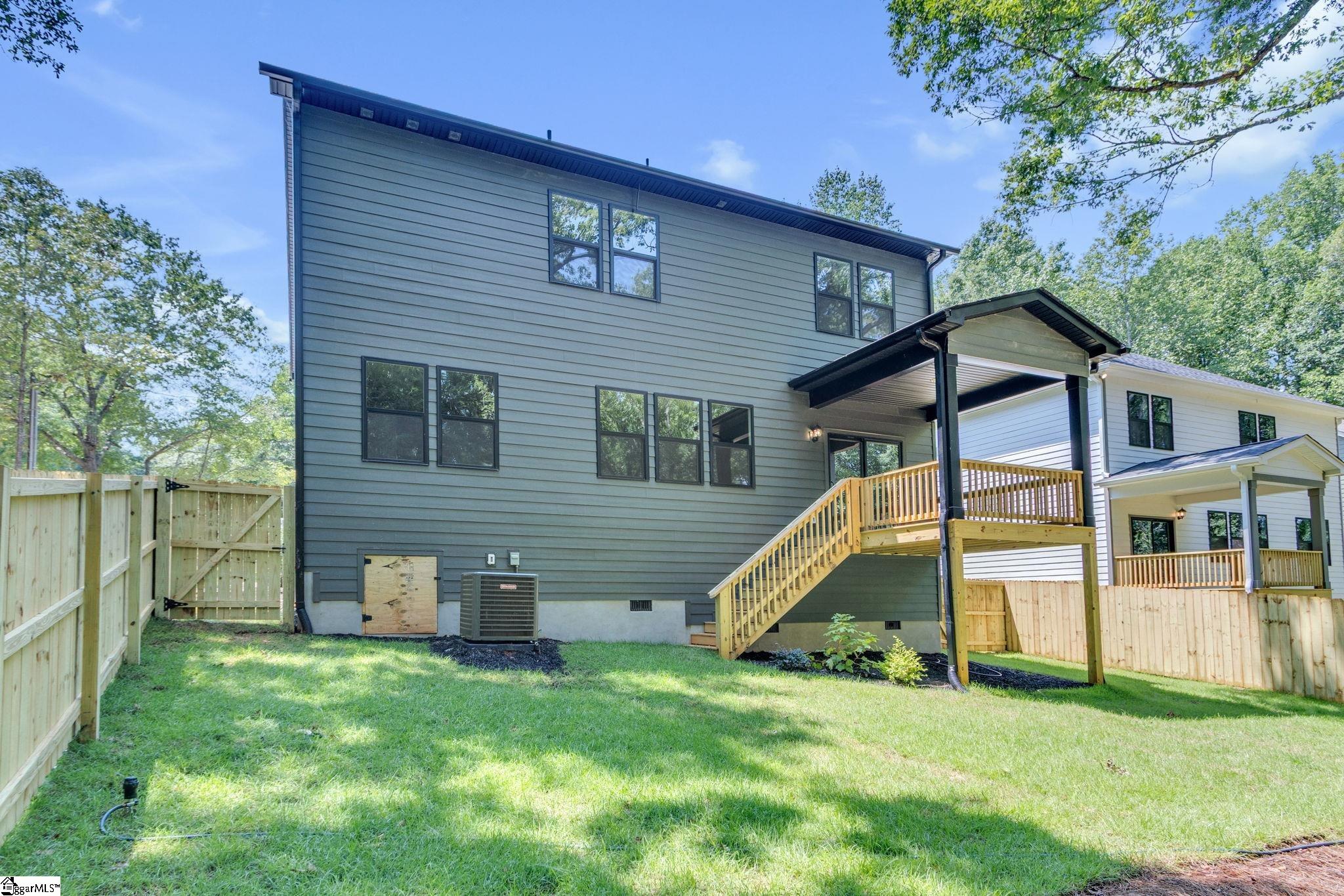 2 Henderson Drive Property Photo 40