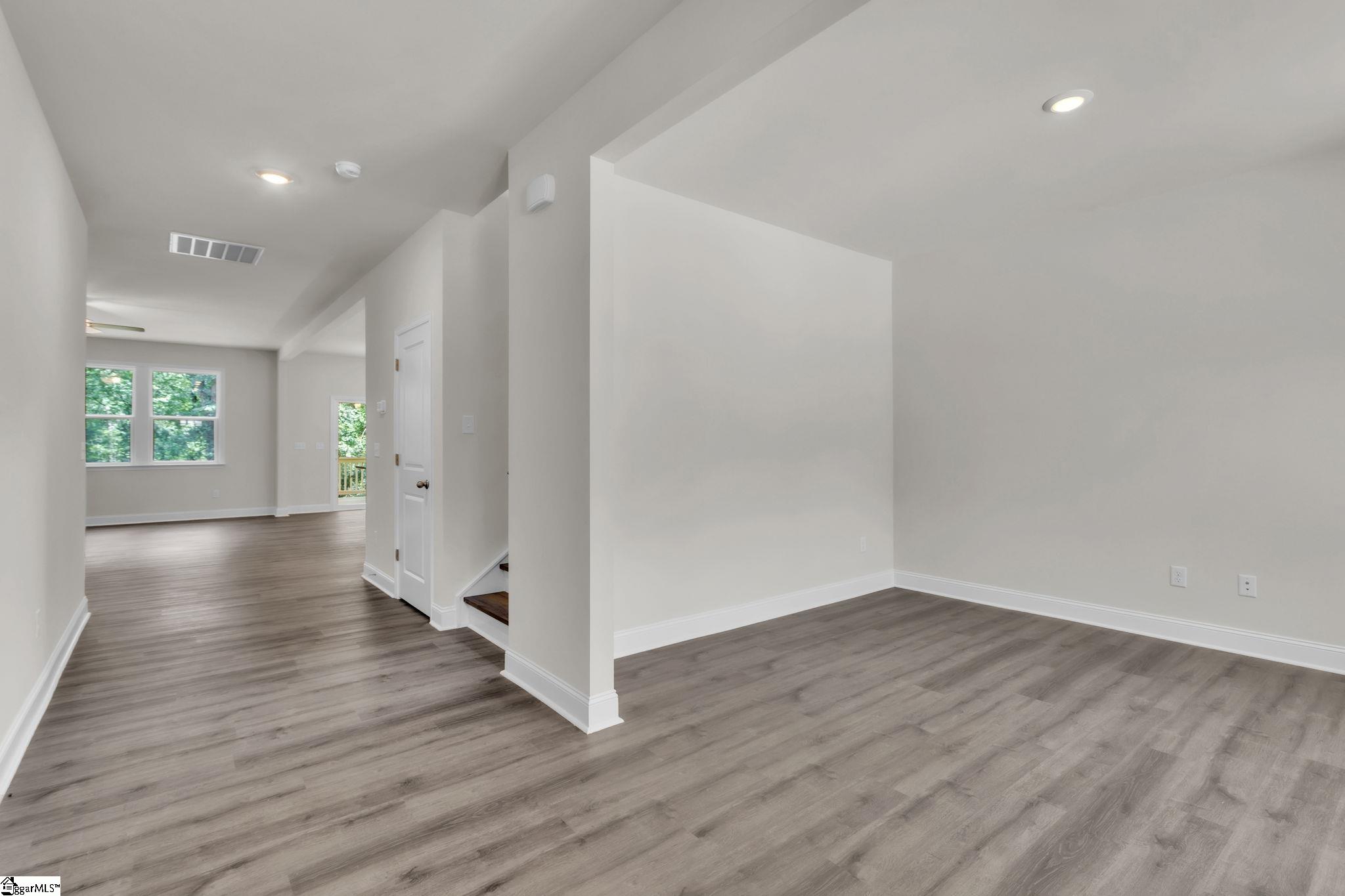 4 Henderson Drive Property Photo 12