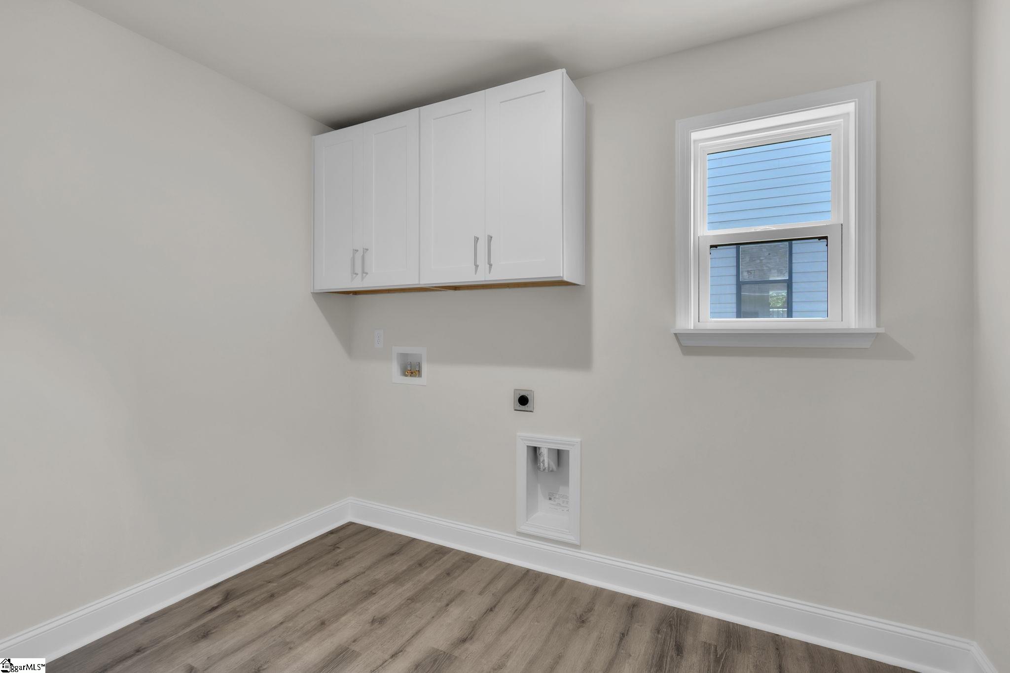 4 Henderson Drive Property Photo 38
