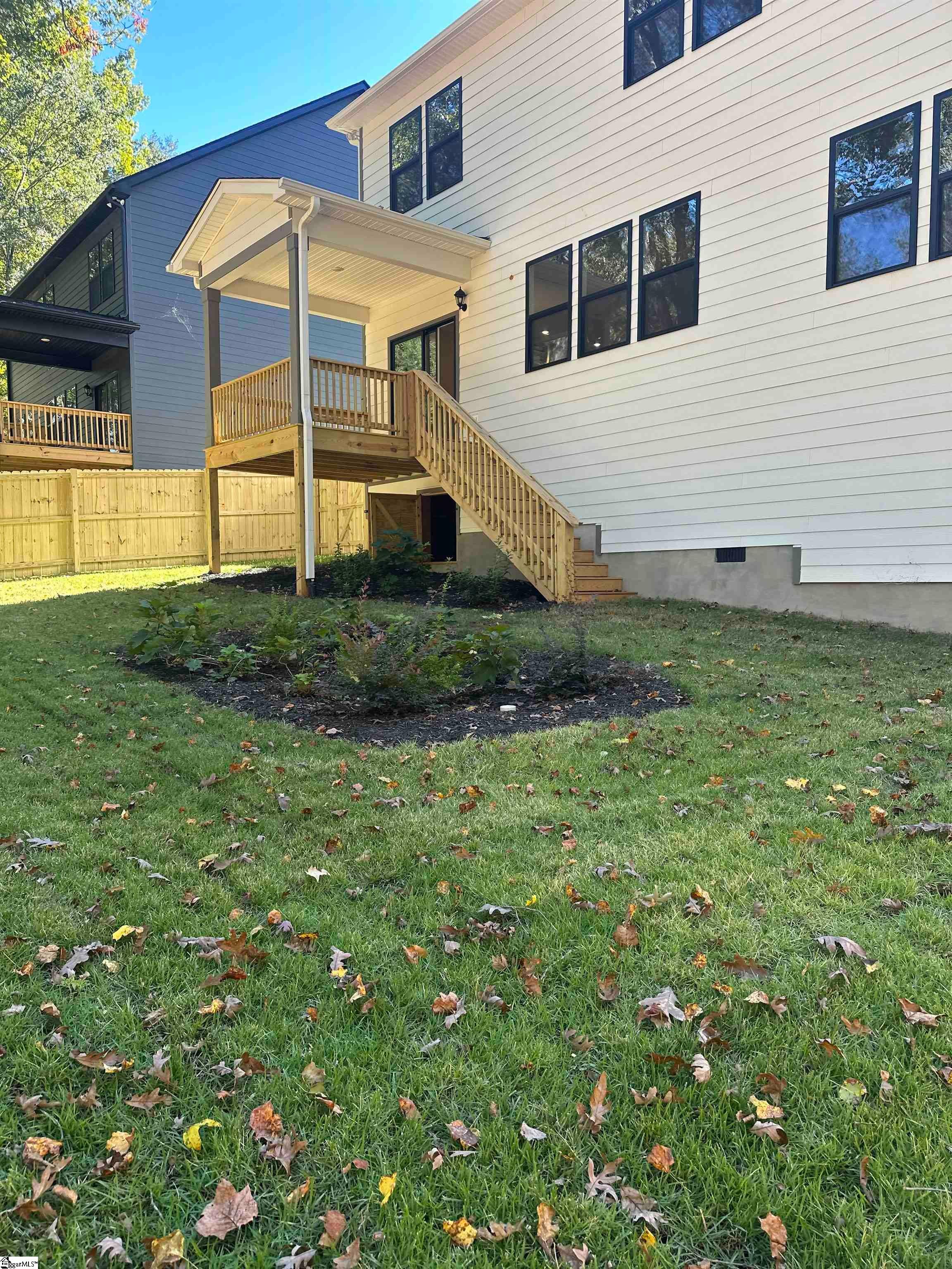 4 Henderson Drive Property Photo 43