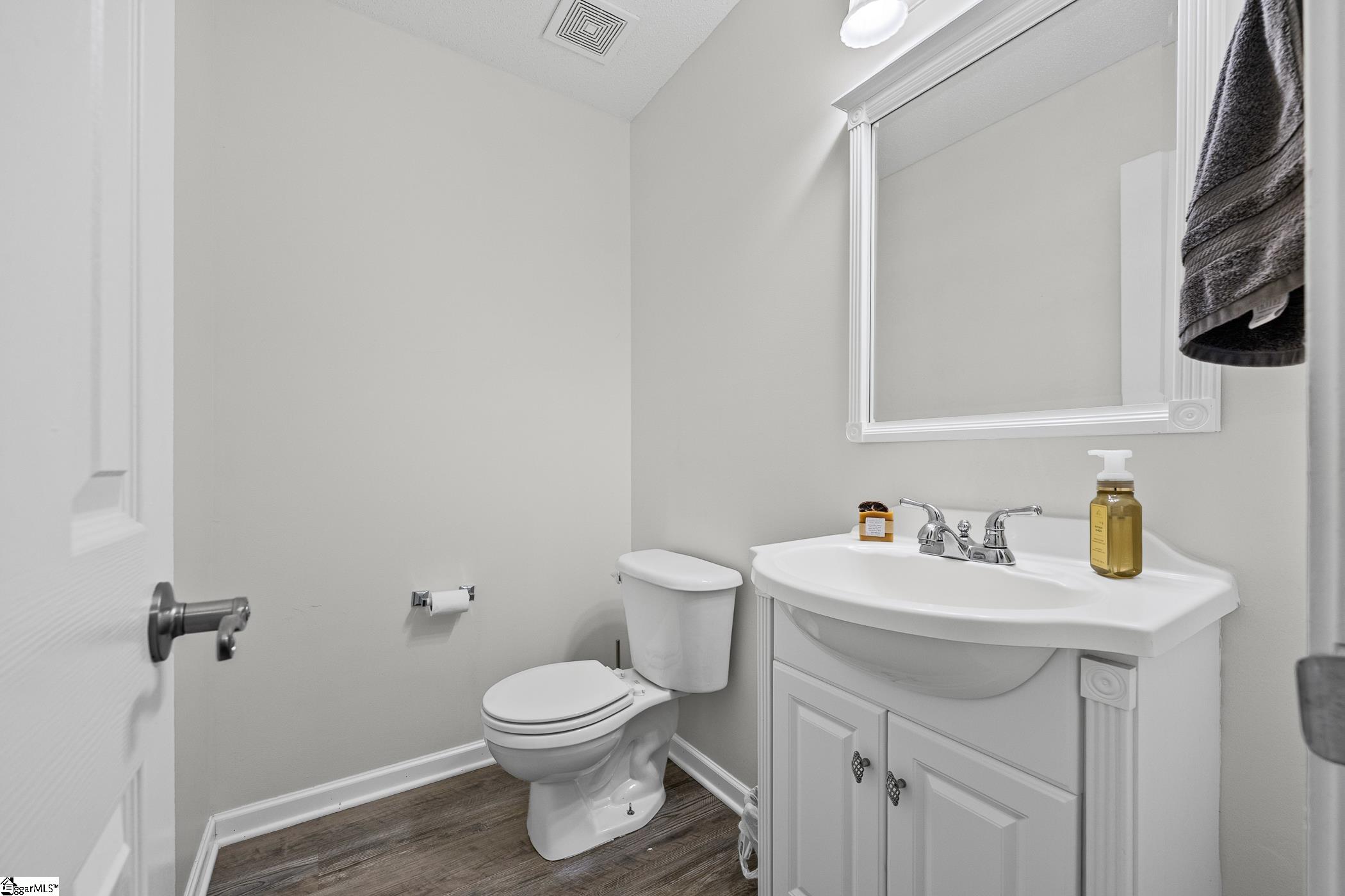 317 Hampton Ridge Drive Property Photo 12