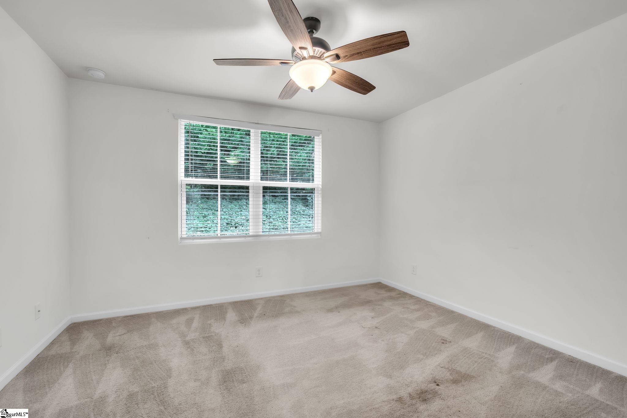 122 Fernside Court Property Photo 14