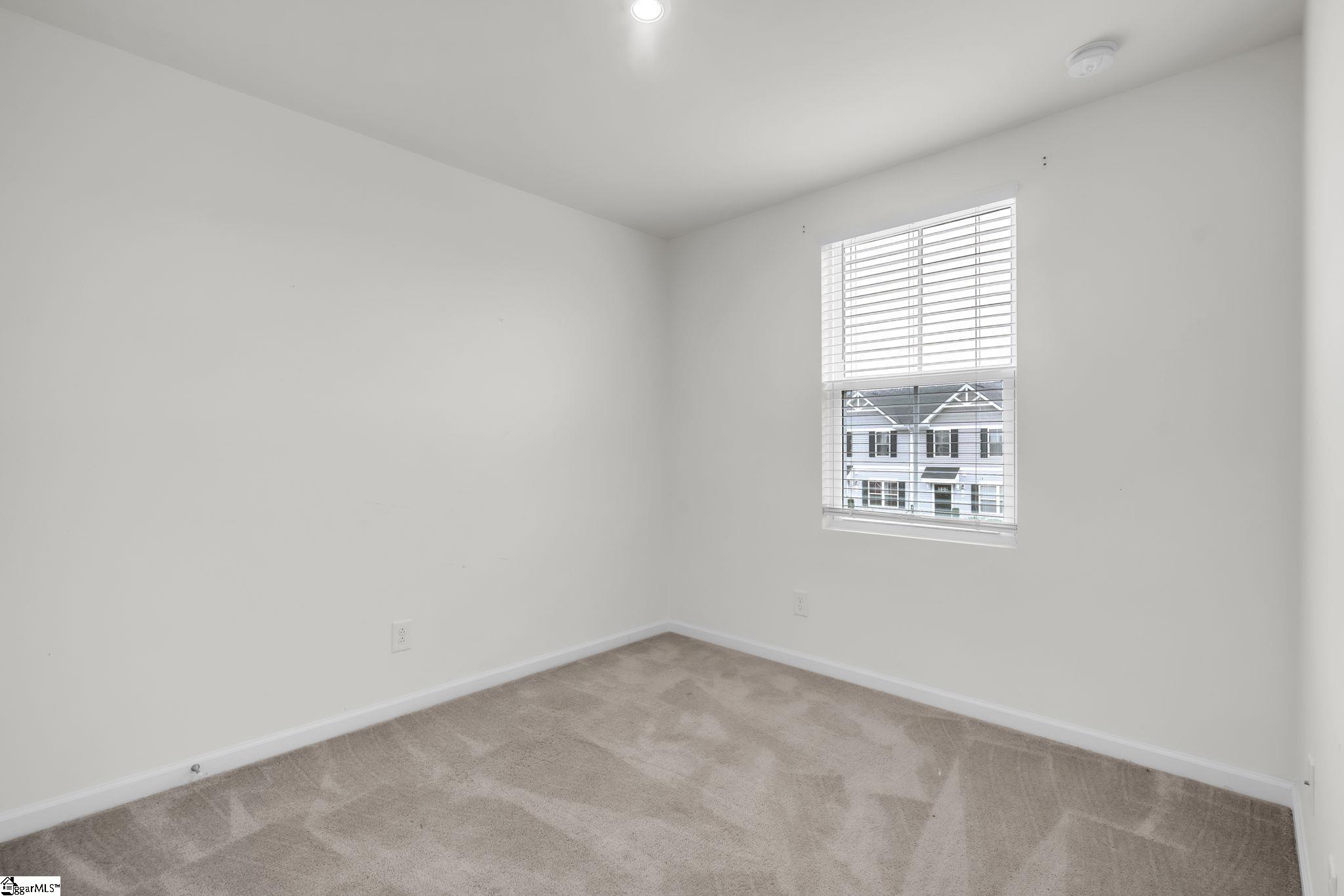 122 Fernside Court Property Photo 20