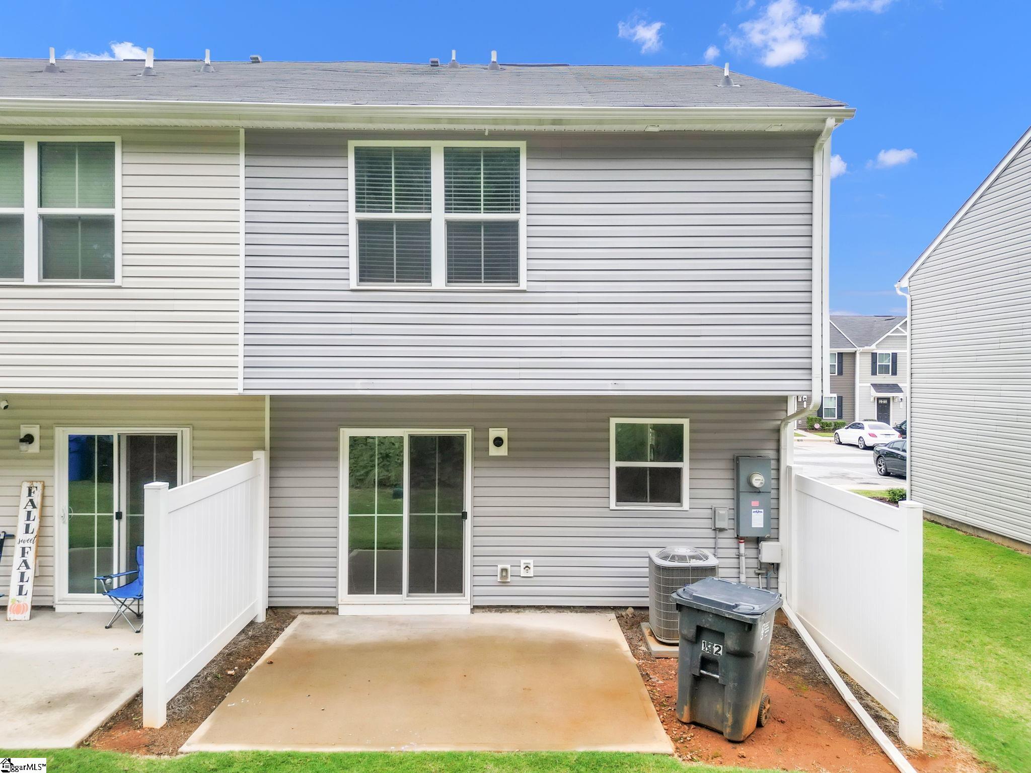 122 Fernside Court Property Photo 24