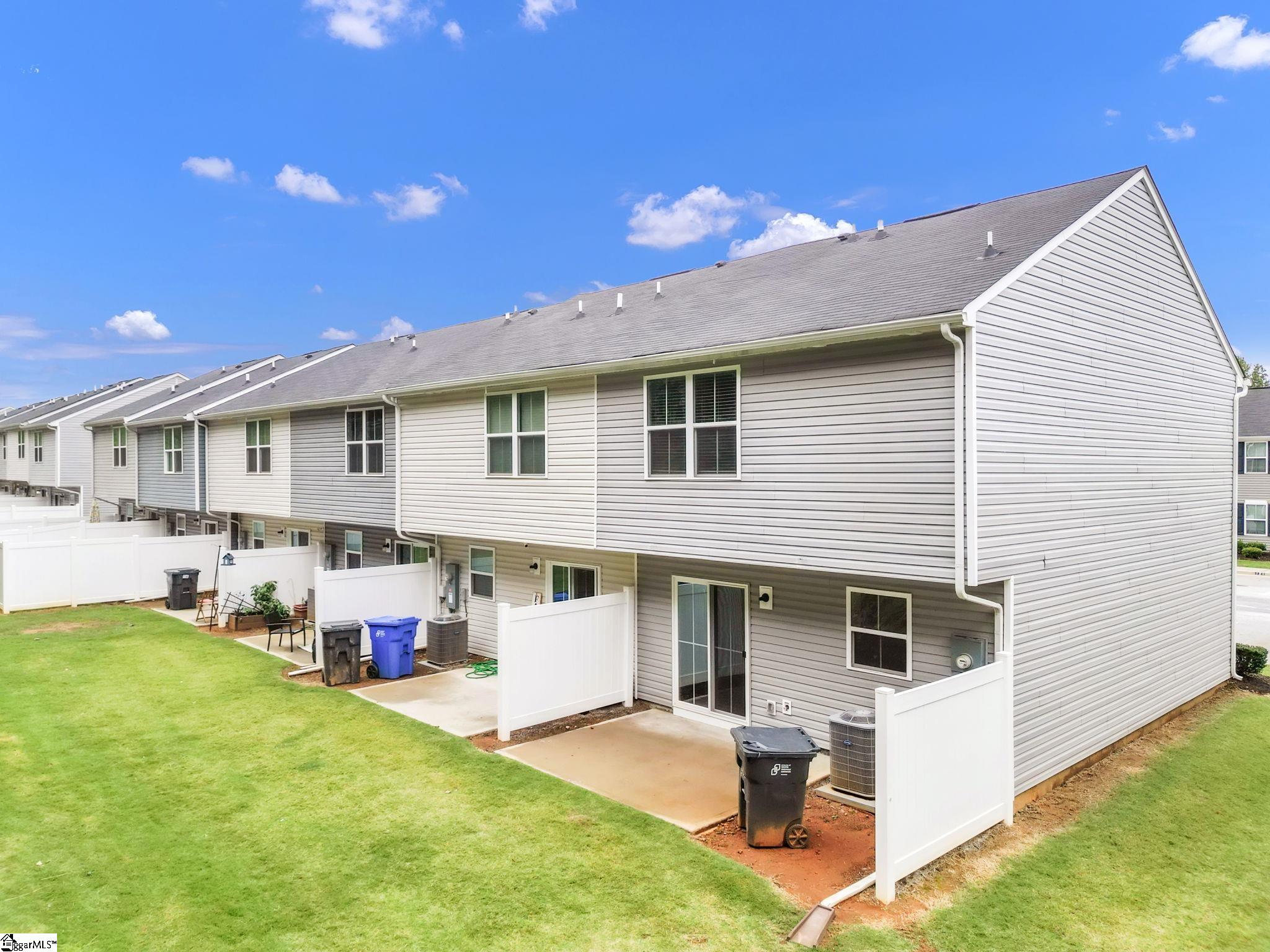 122 Fernside Court Property Photo 25