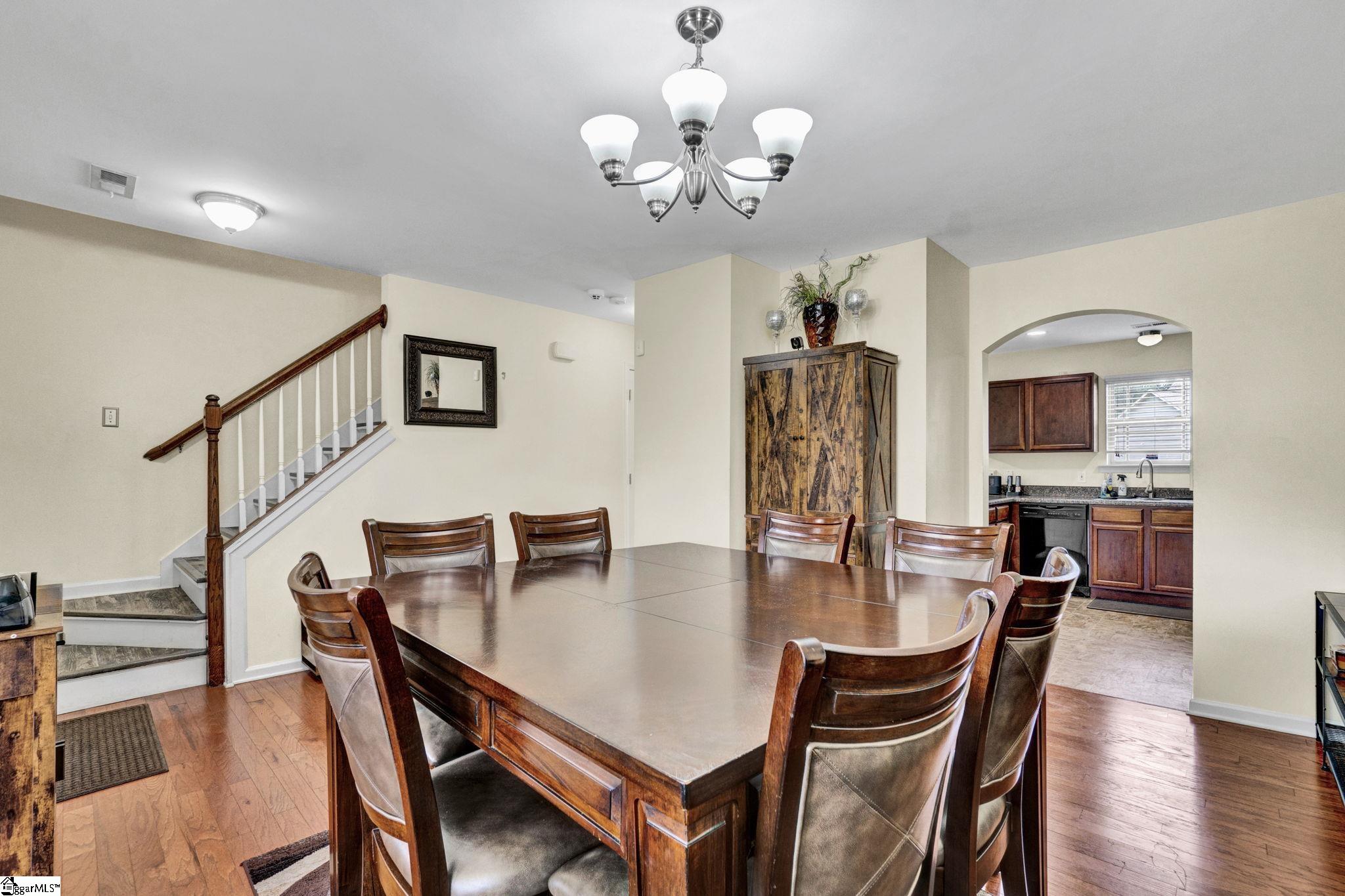 18 Dunsborough Drive Property Photo 12