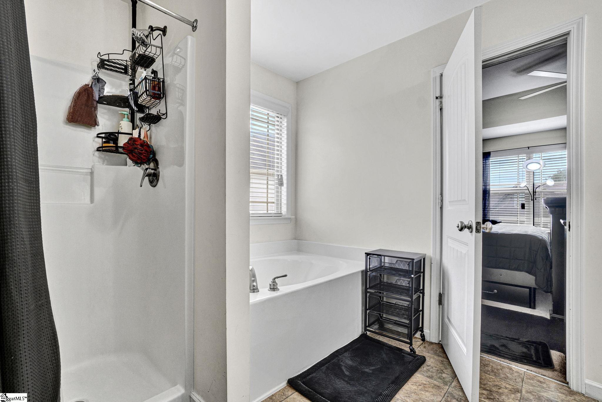 18 Dunsborough Drive Property Photo 34