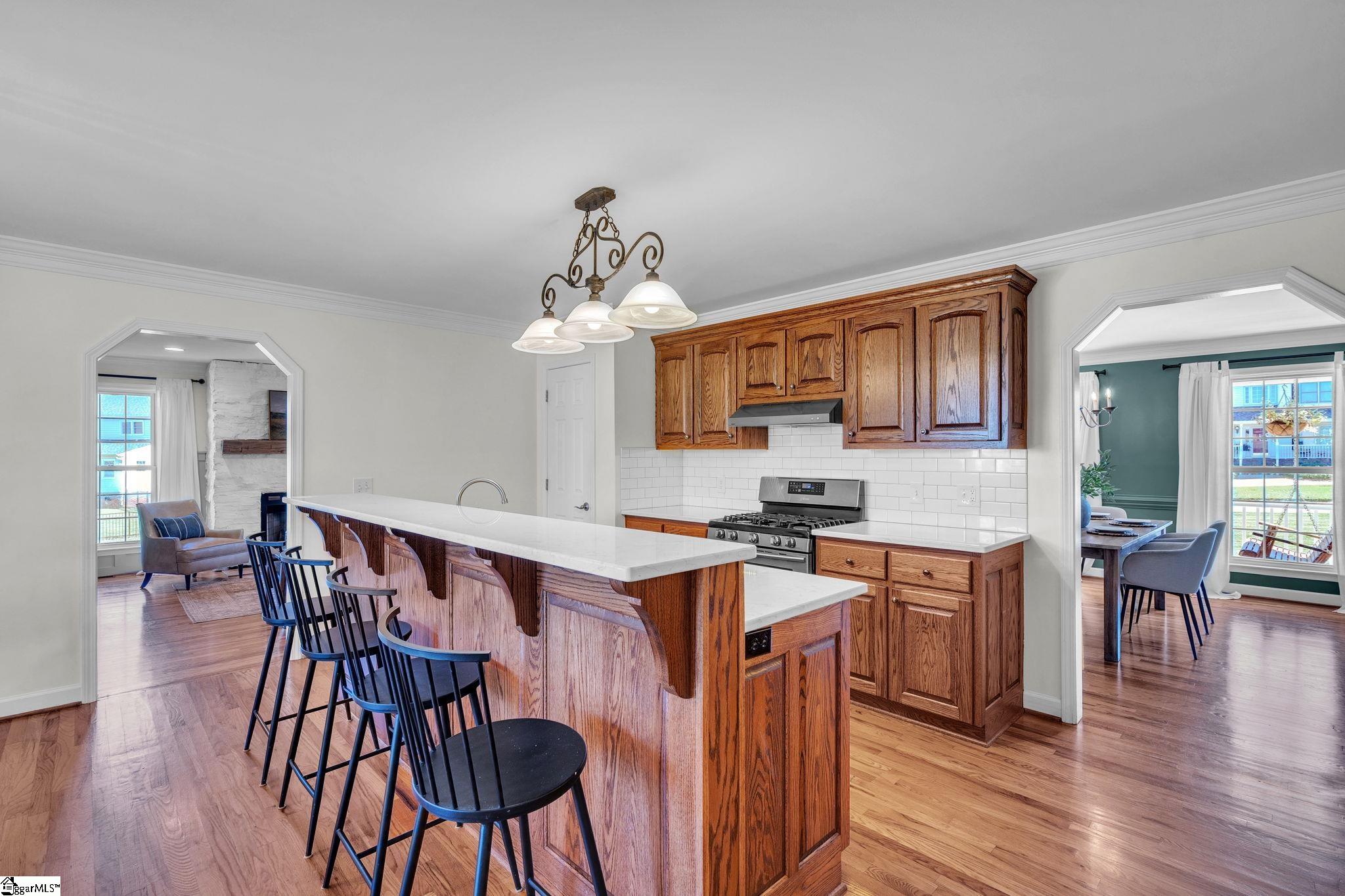 108 Silver Ridge Court Property Photo 4