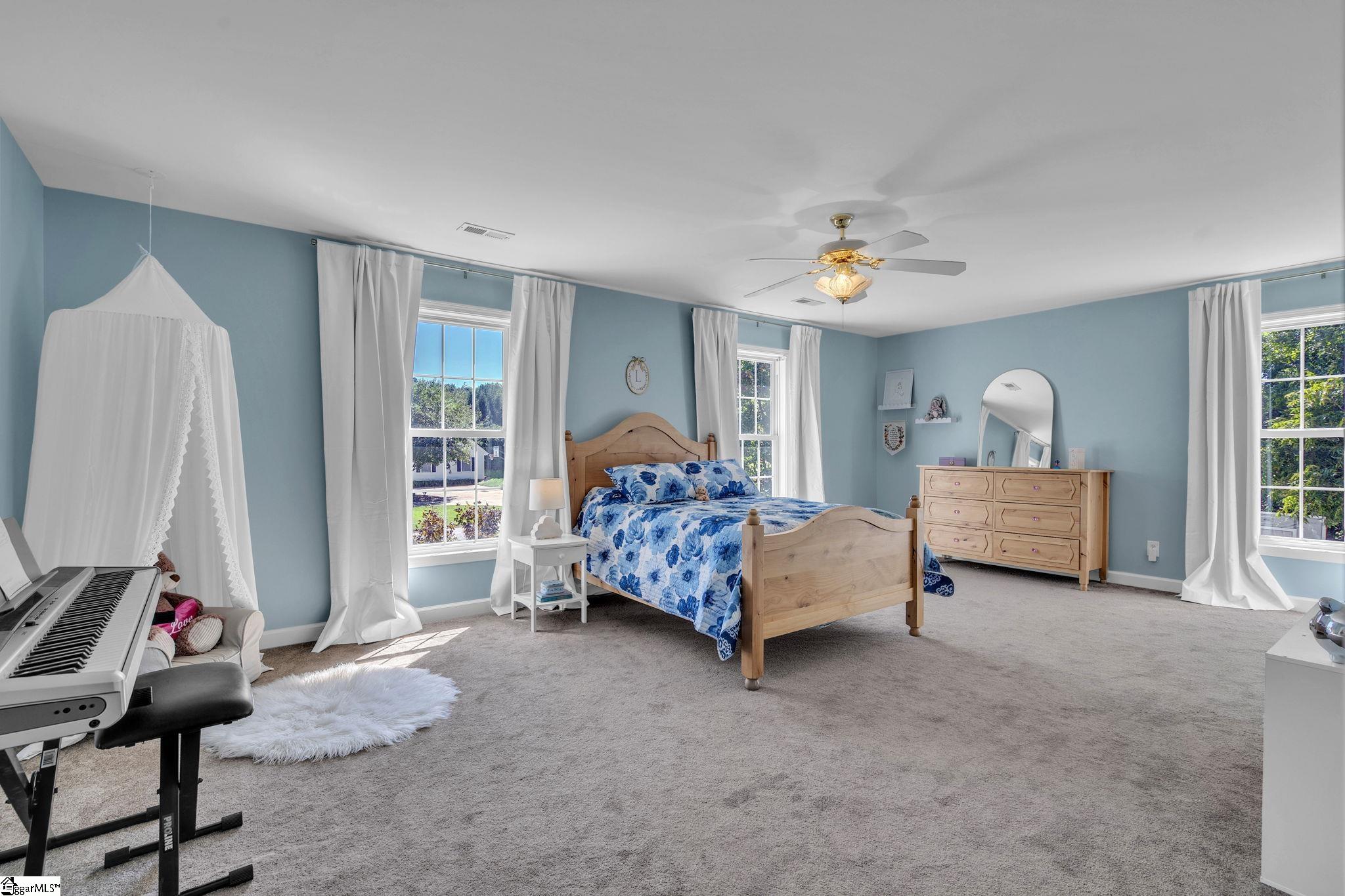 108 Silver Ridge Court Property Photo 16