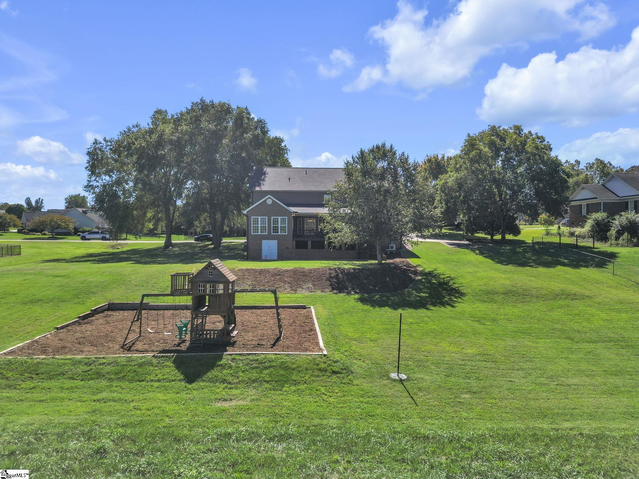 108 Silver Ridge Court Property Photo 25