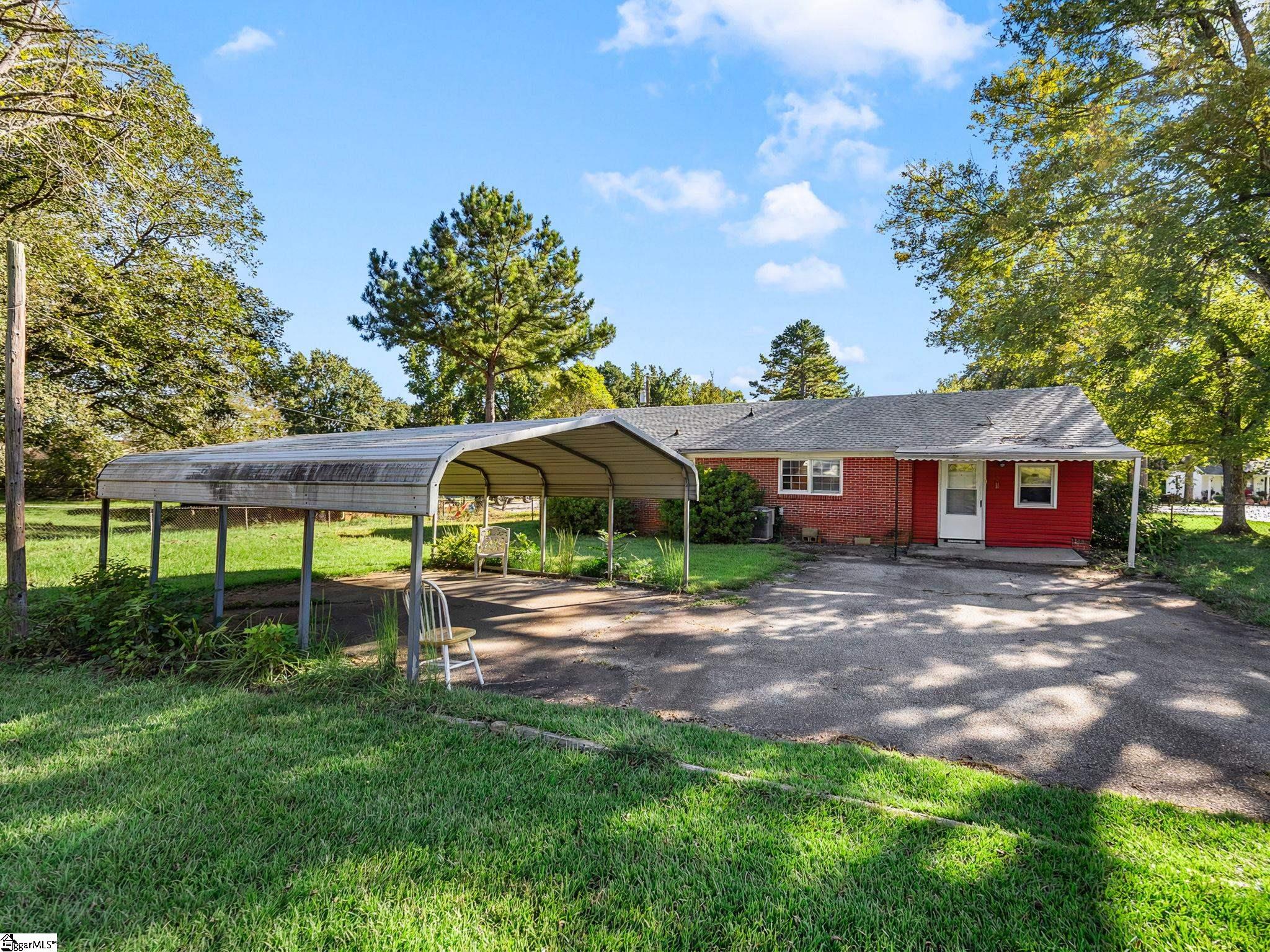 435 Summerland Drive Property Photo 16