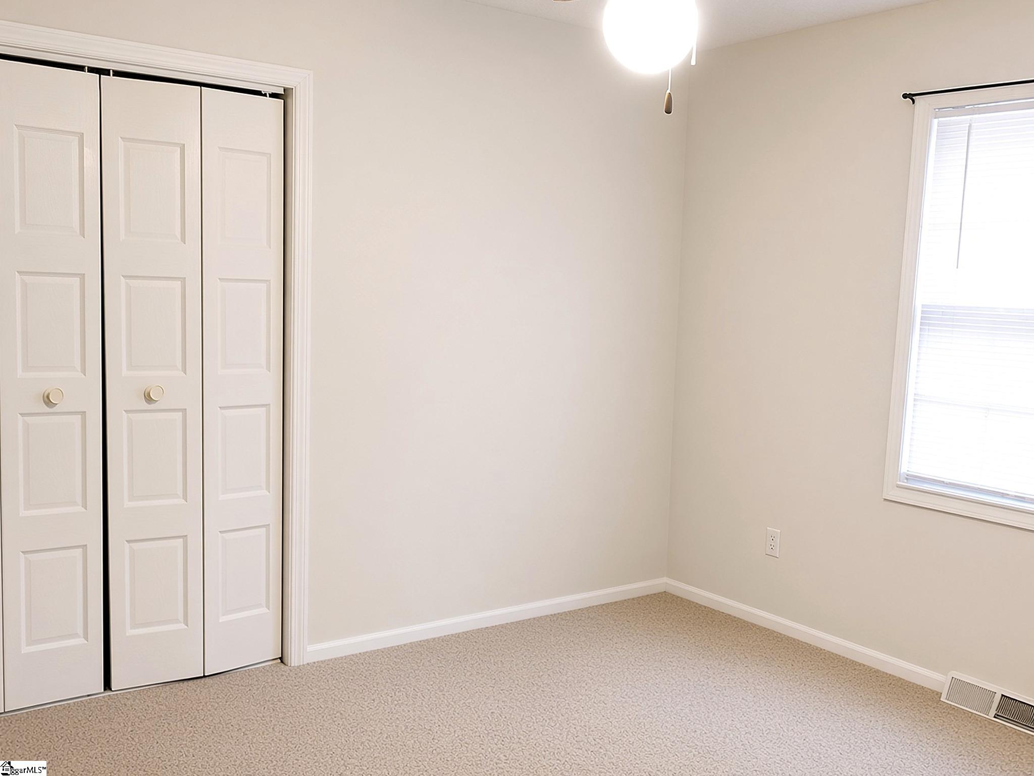 300 Colony Road Property Photo 8