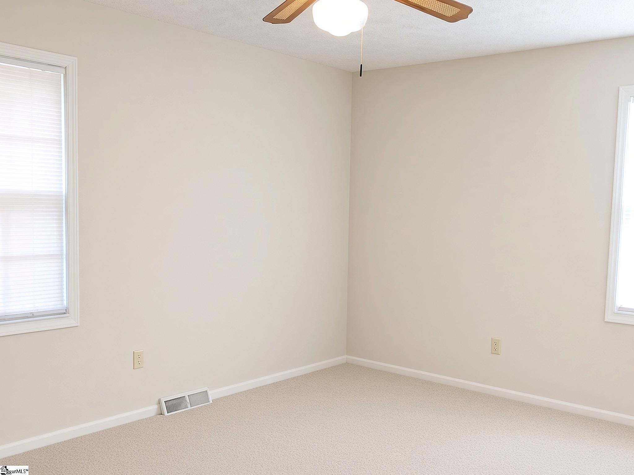 300 Colony Road Property Photo 9