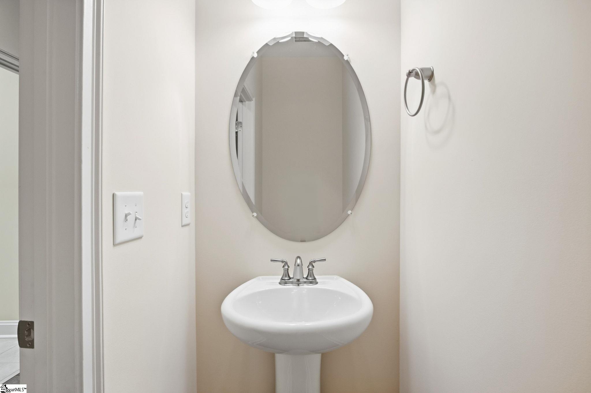 108 Meadow Clary Drive Property Photo 18