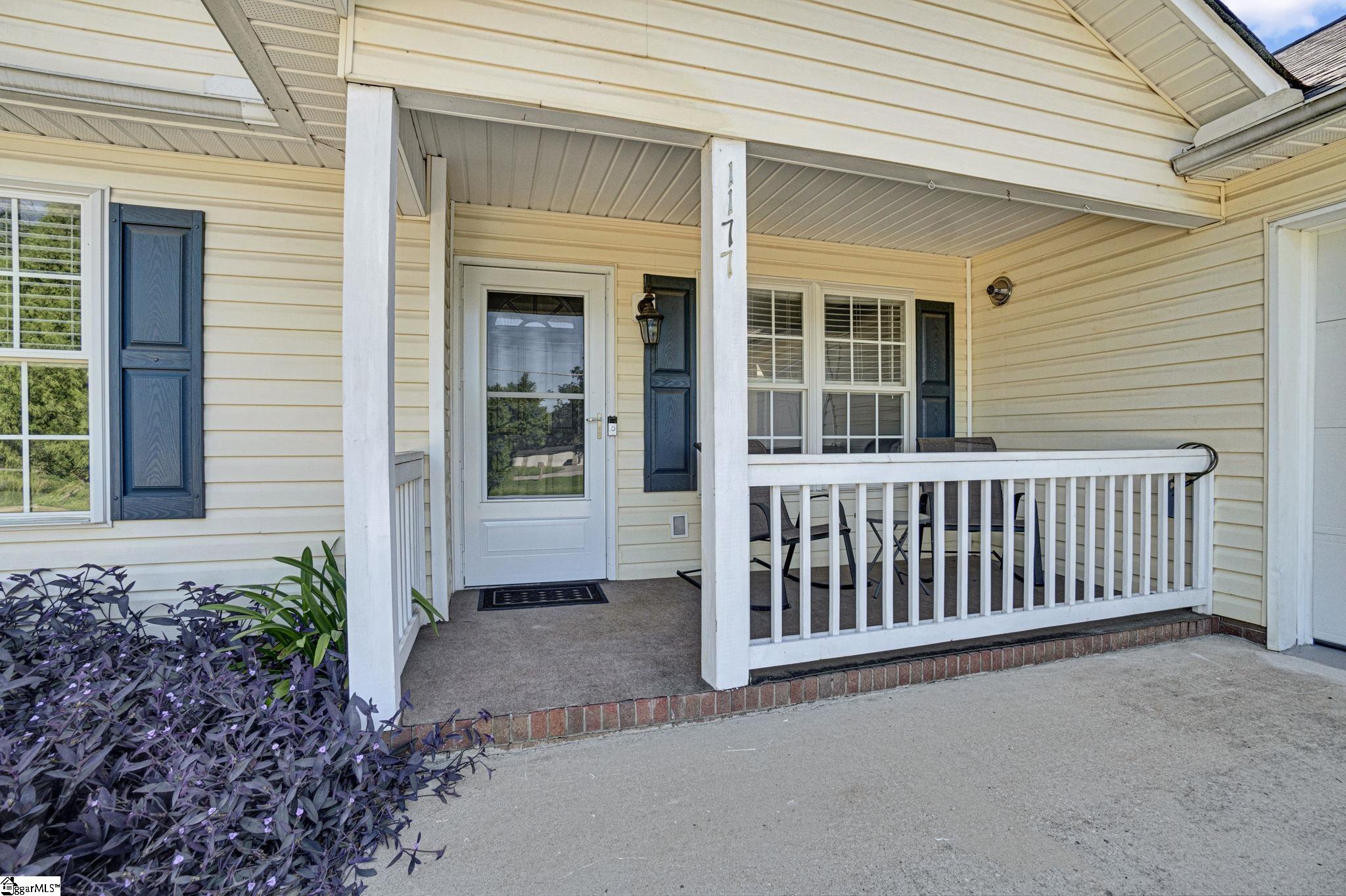 1177 Holly Springs Road Property Photo 4