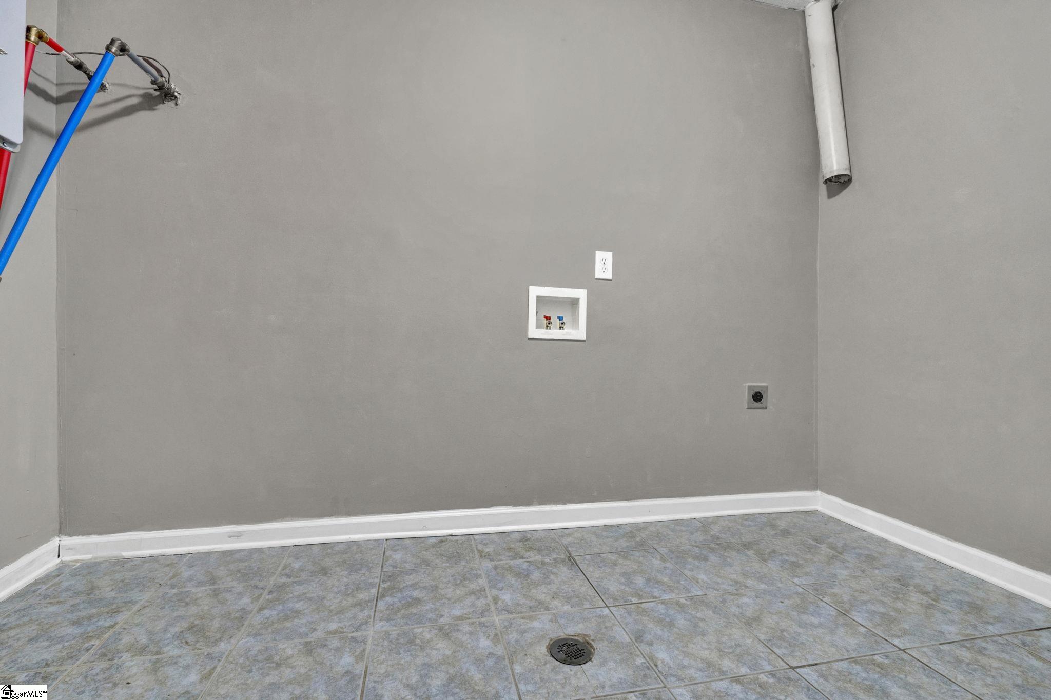 1177 Holly Springs Road Property Photo 33