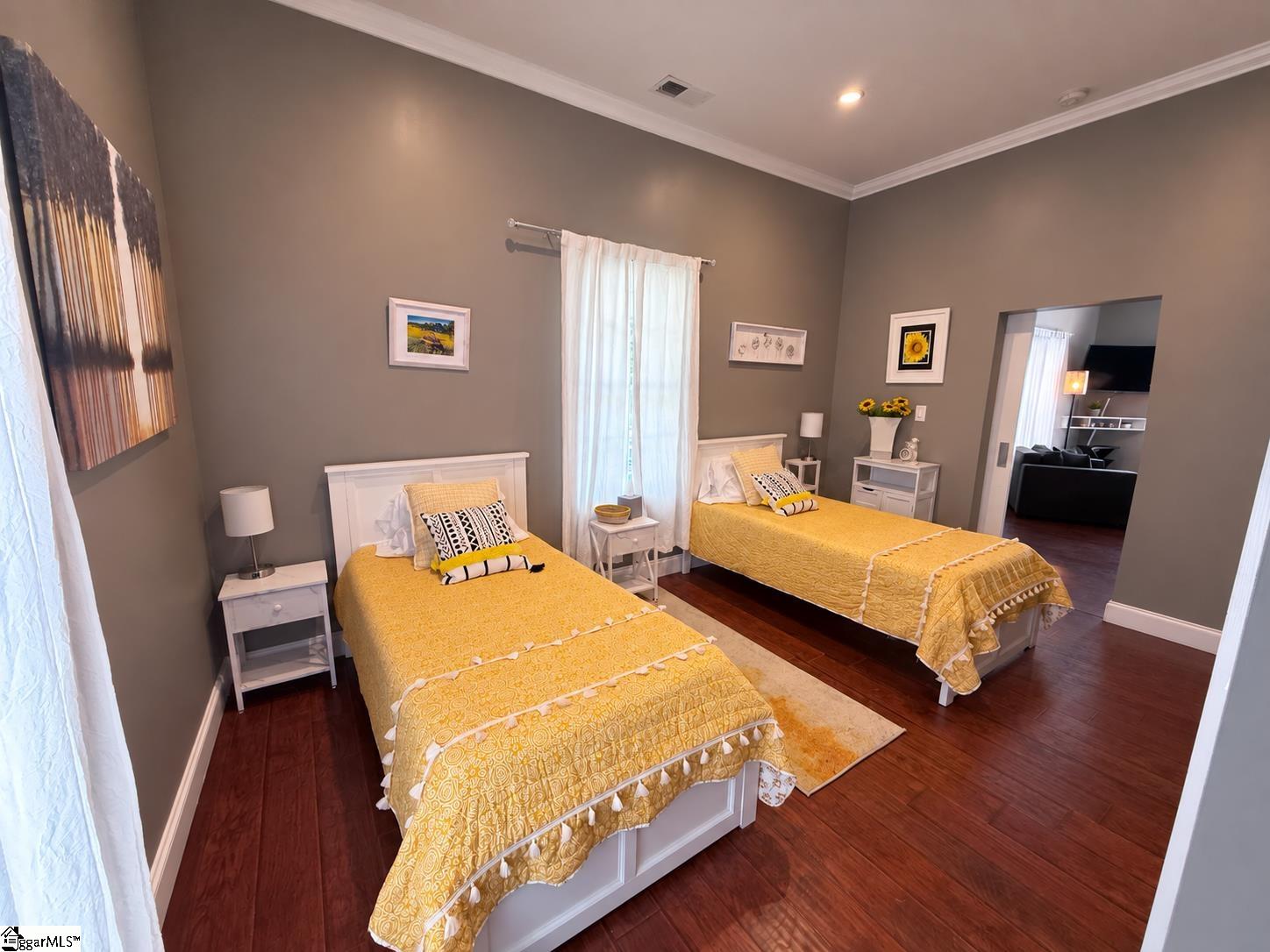 305 Pinckney Street Property Photo 10
