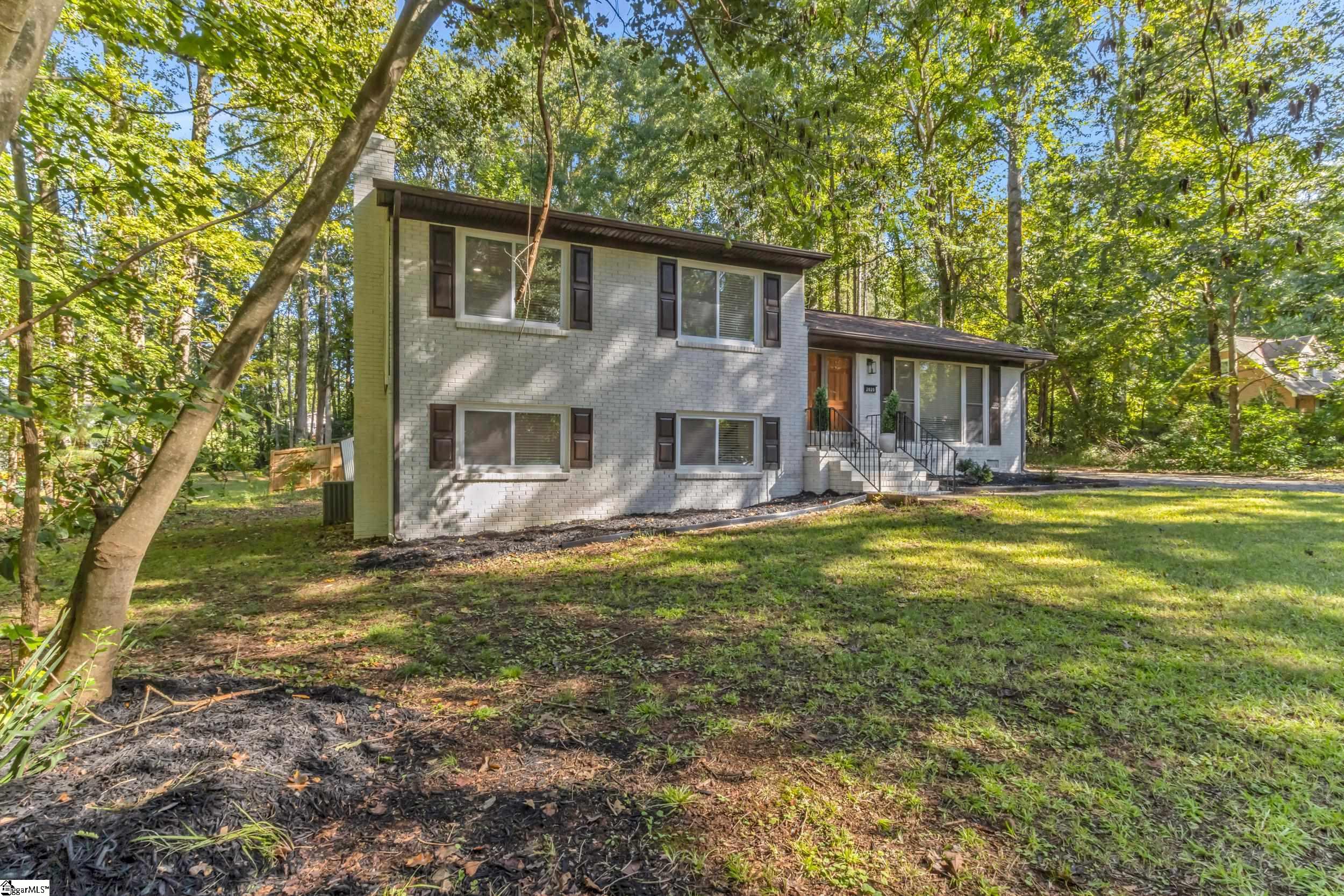 2020 Berrywood Lane Property Photo 3