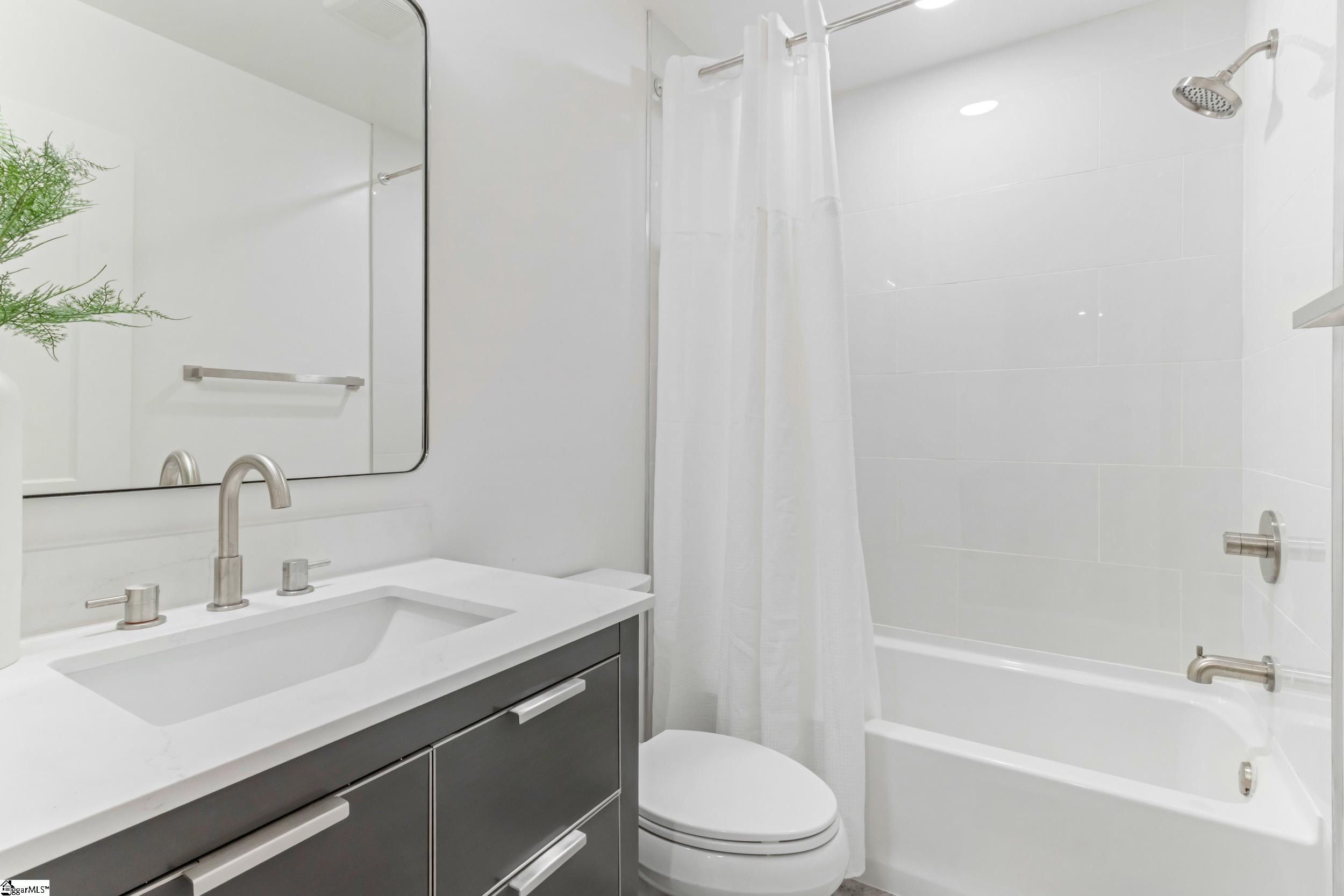 2020 Berrywood Lane Property Photo 25