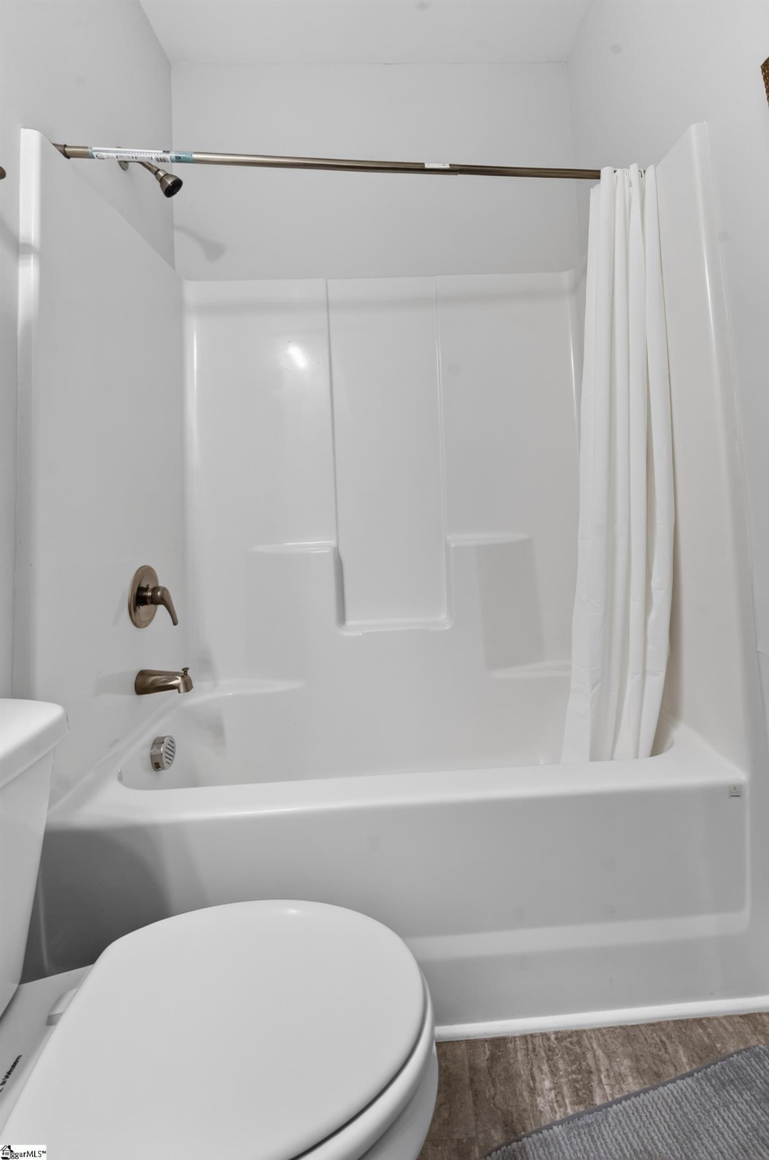 541 Chantry Lane Property Photo 34
