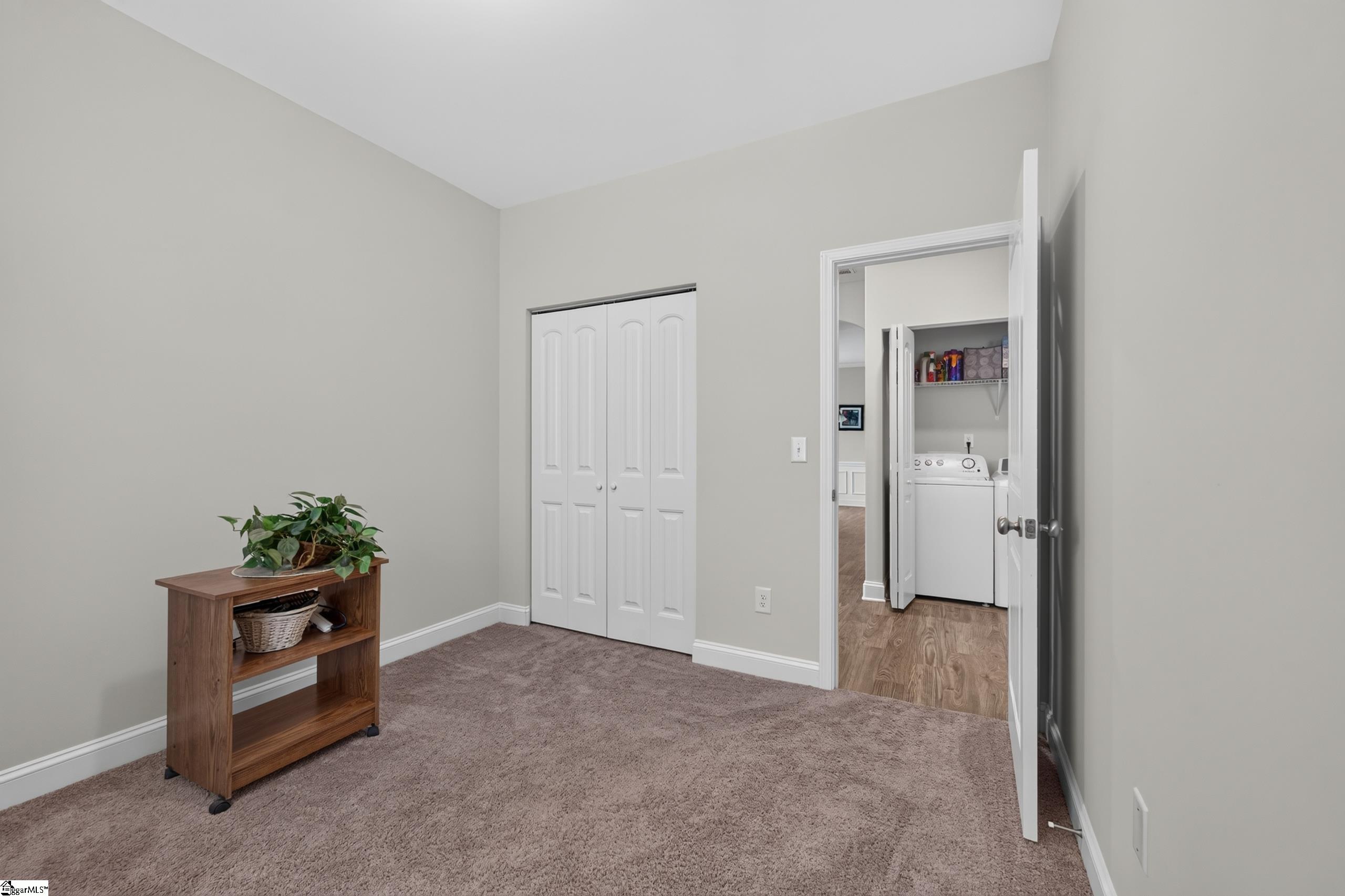 541 Chantry Lane Property Photo 37