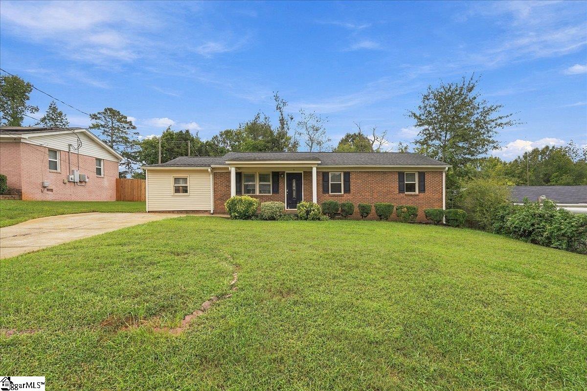 9 Alpha Drive Property Photo 2