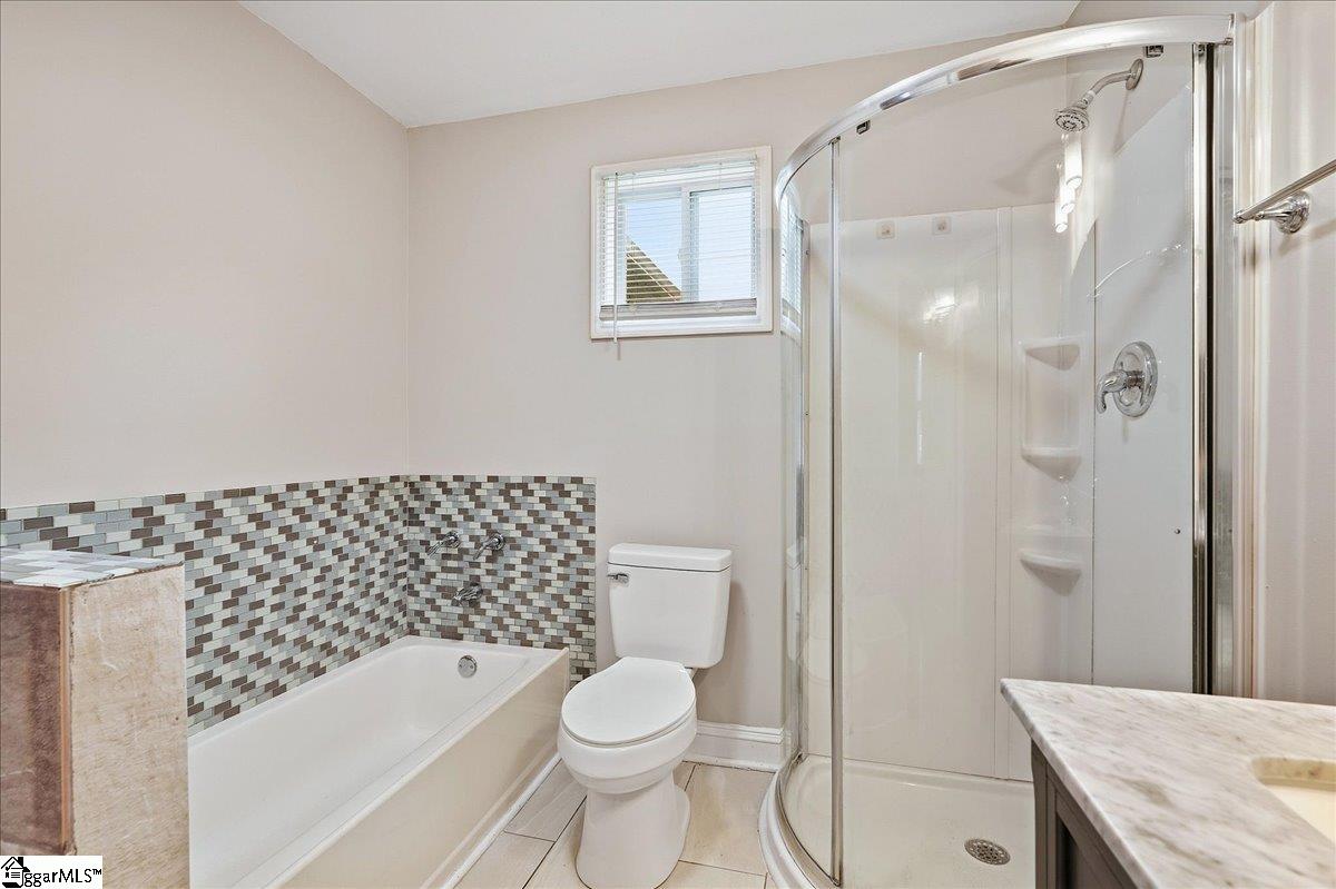 9 Alpha Drive Property Photo 14