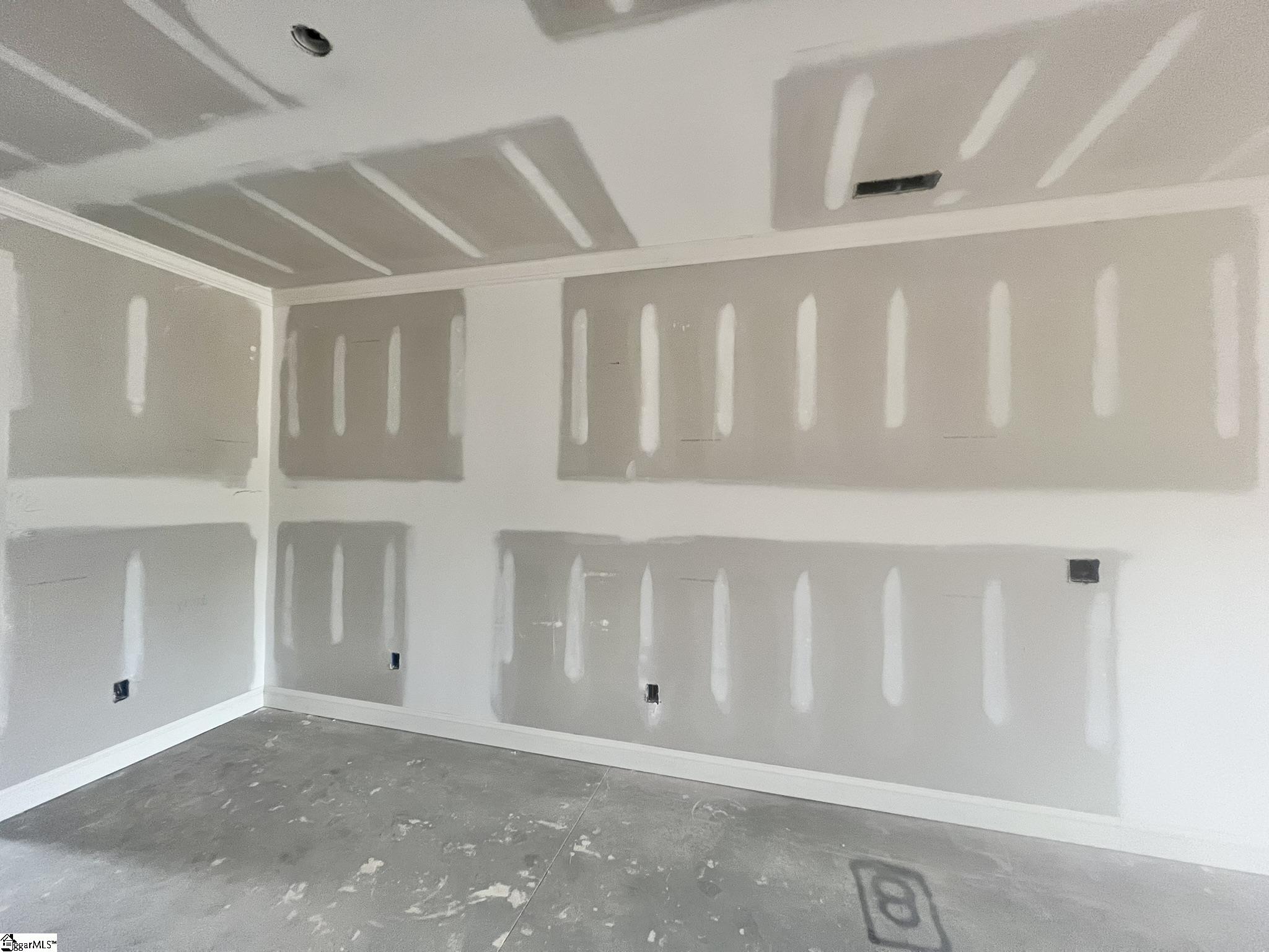 33 Hasbrook Lane Property Photo 6