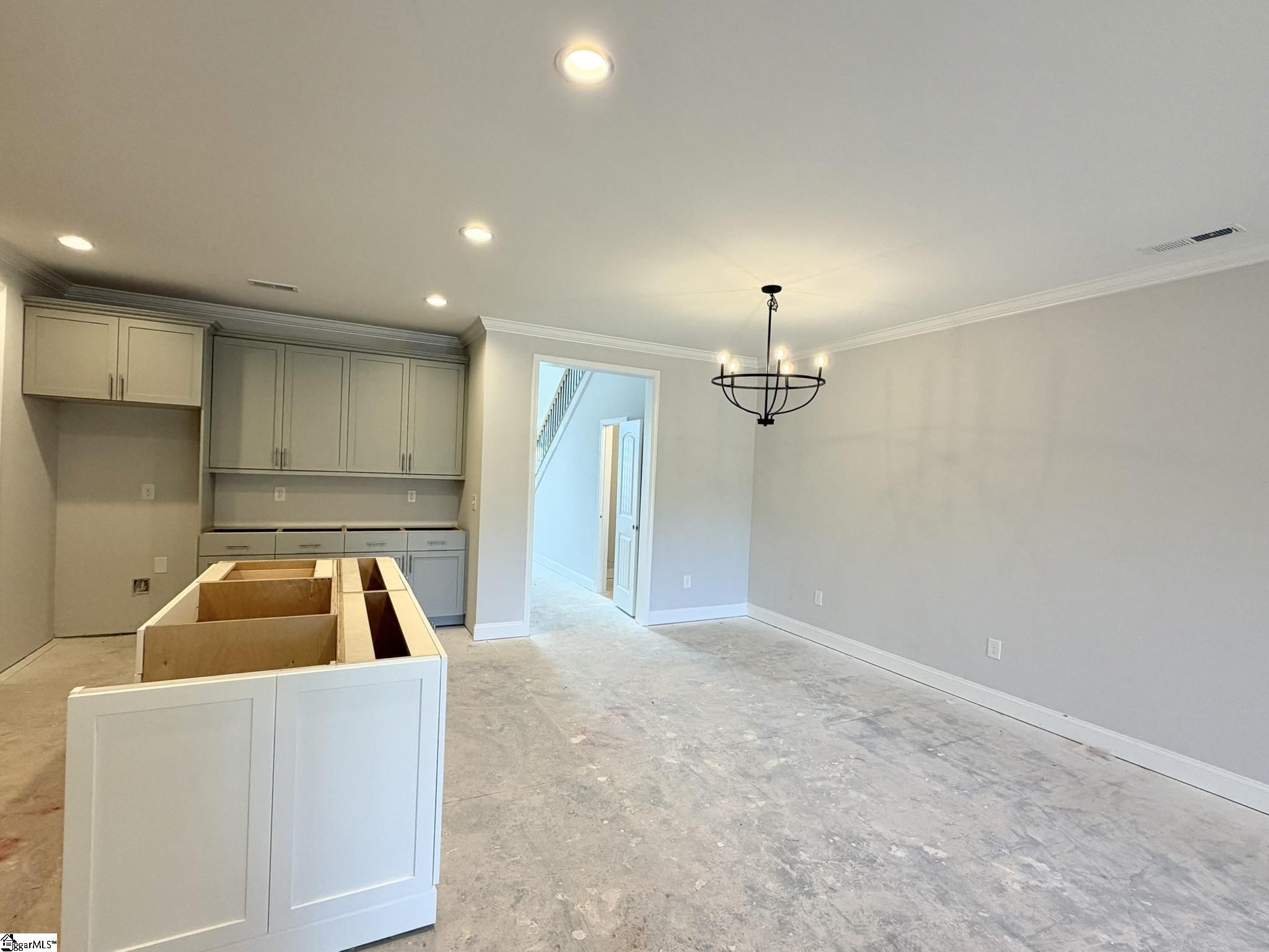 33 Hasbrook Lane Property Photo 6