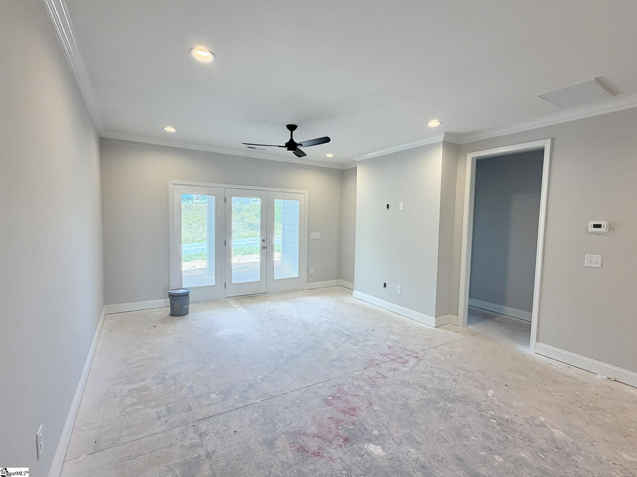 33 Hasbrook Lane Property Photo 7
