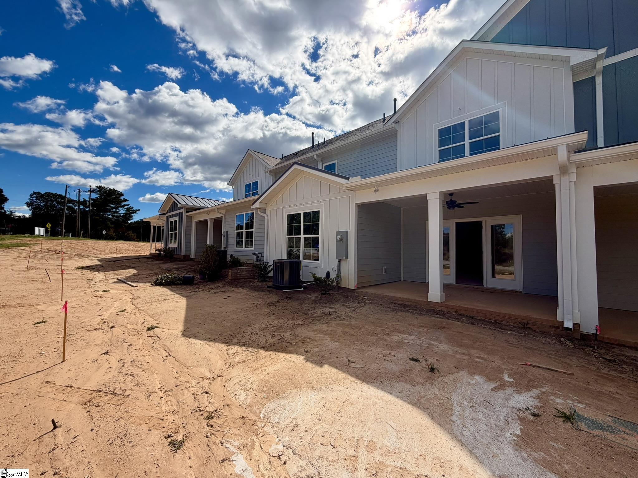 33 Hasbrook Lane Property Photo 13