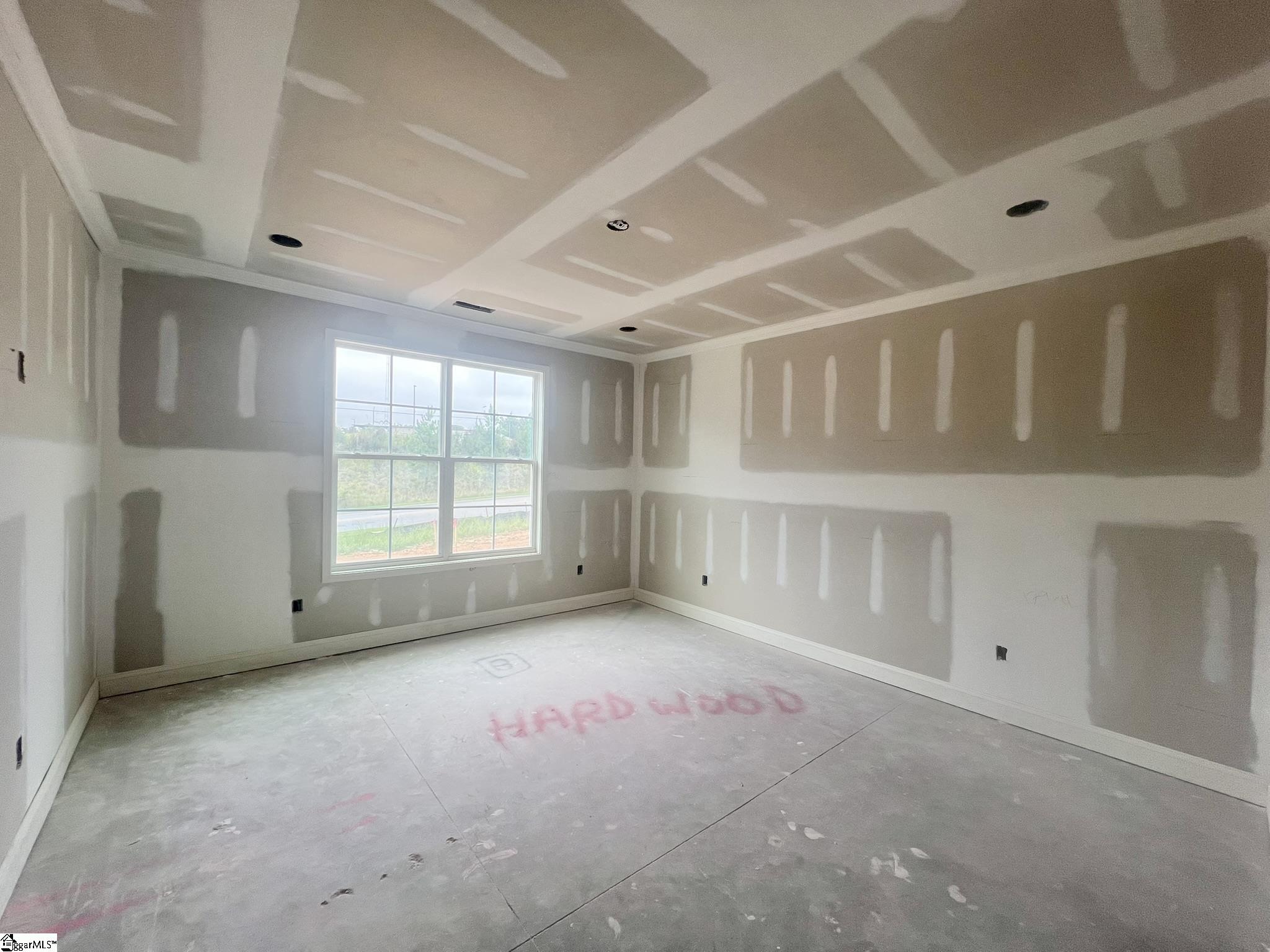 33 Hasbrook Lane Property Photo 15