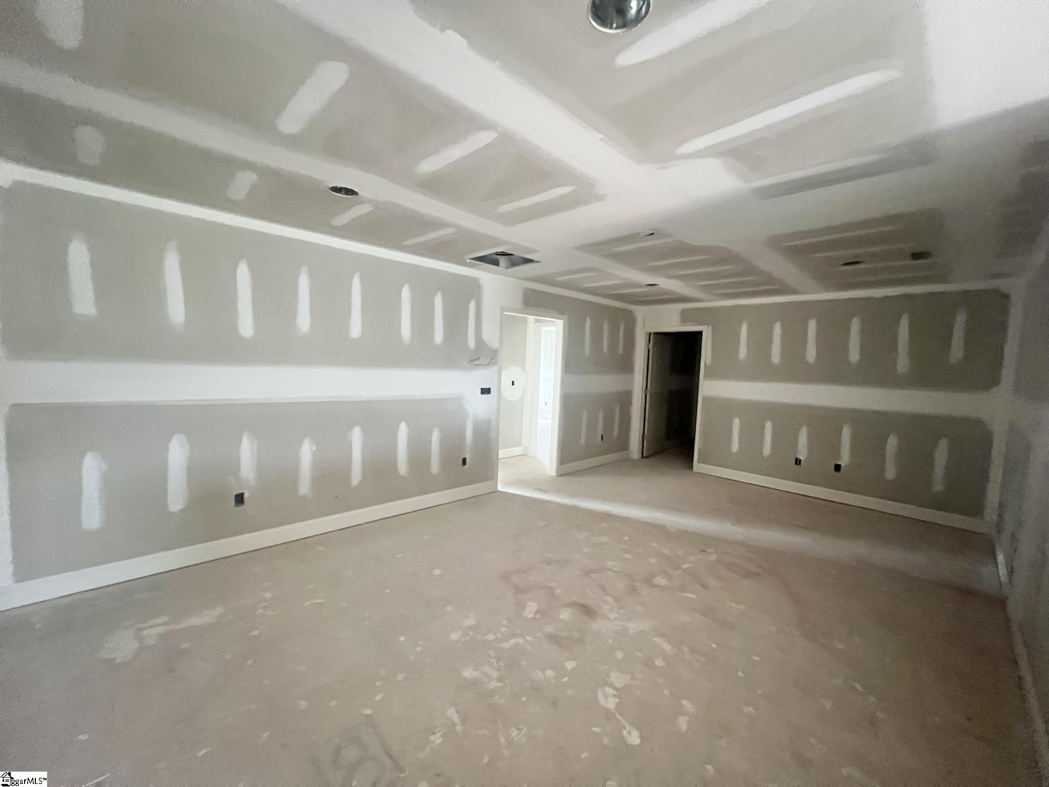 33 Hasbrook Lane Property Photo 19