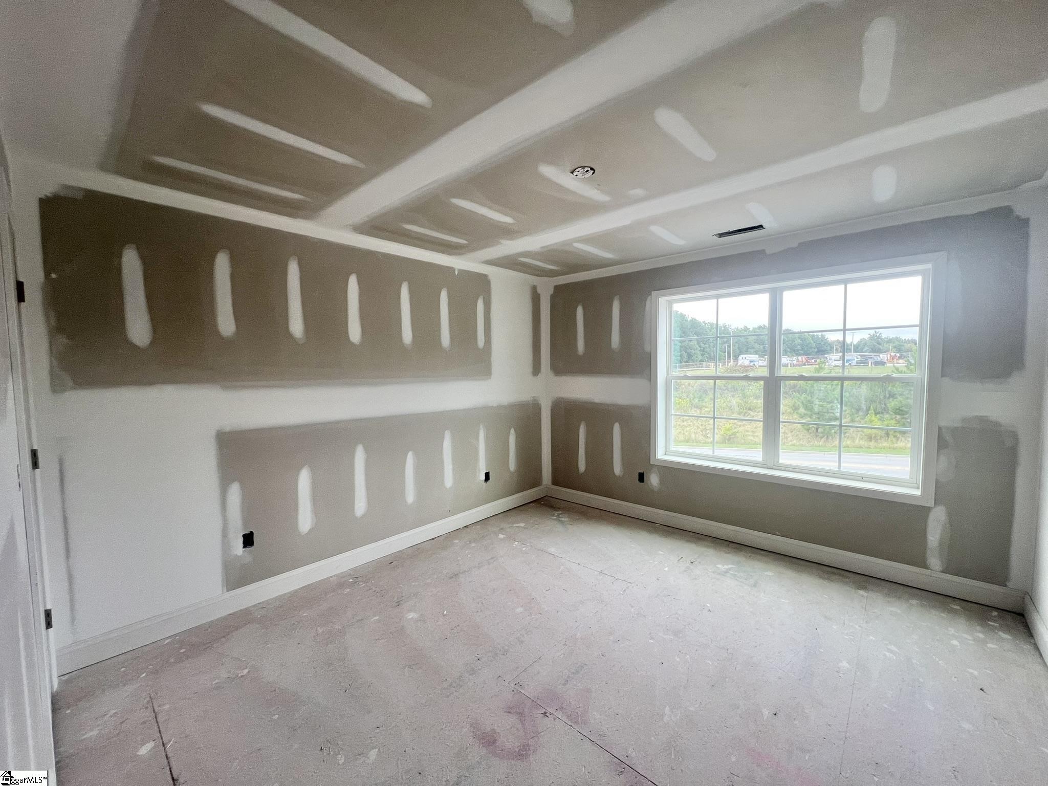 33 Hasbrook Lane Property Photo 20